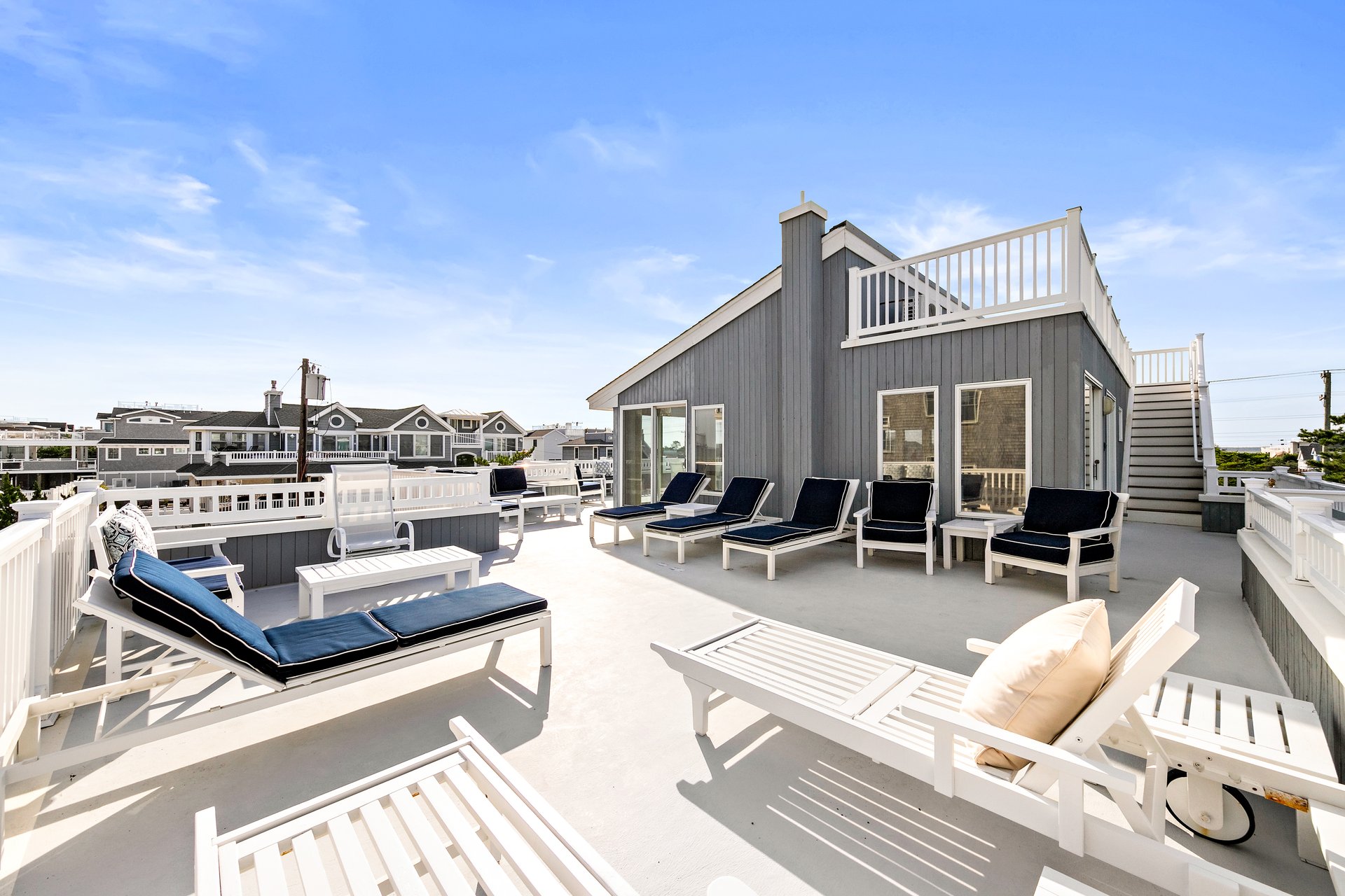 1039B Long Beach Boulevard