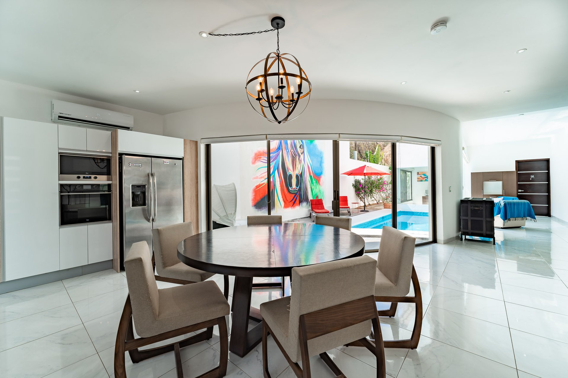 5 bedrooms, Single Family Homes, Villa de Caballos