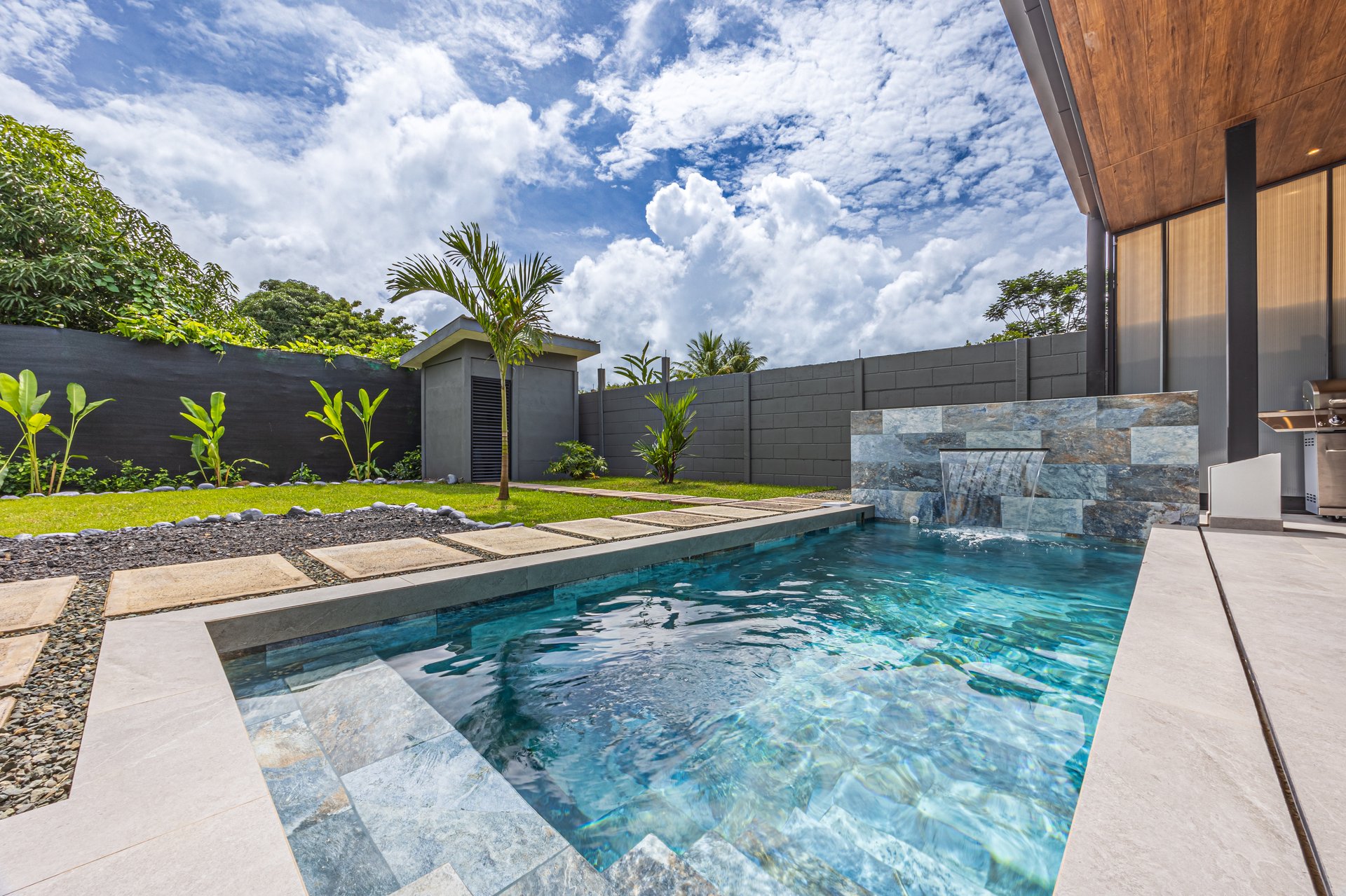 Tropica House a Luxurious Oasis in the Heart of Uvita!