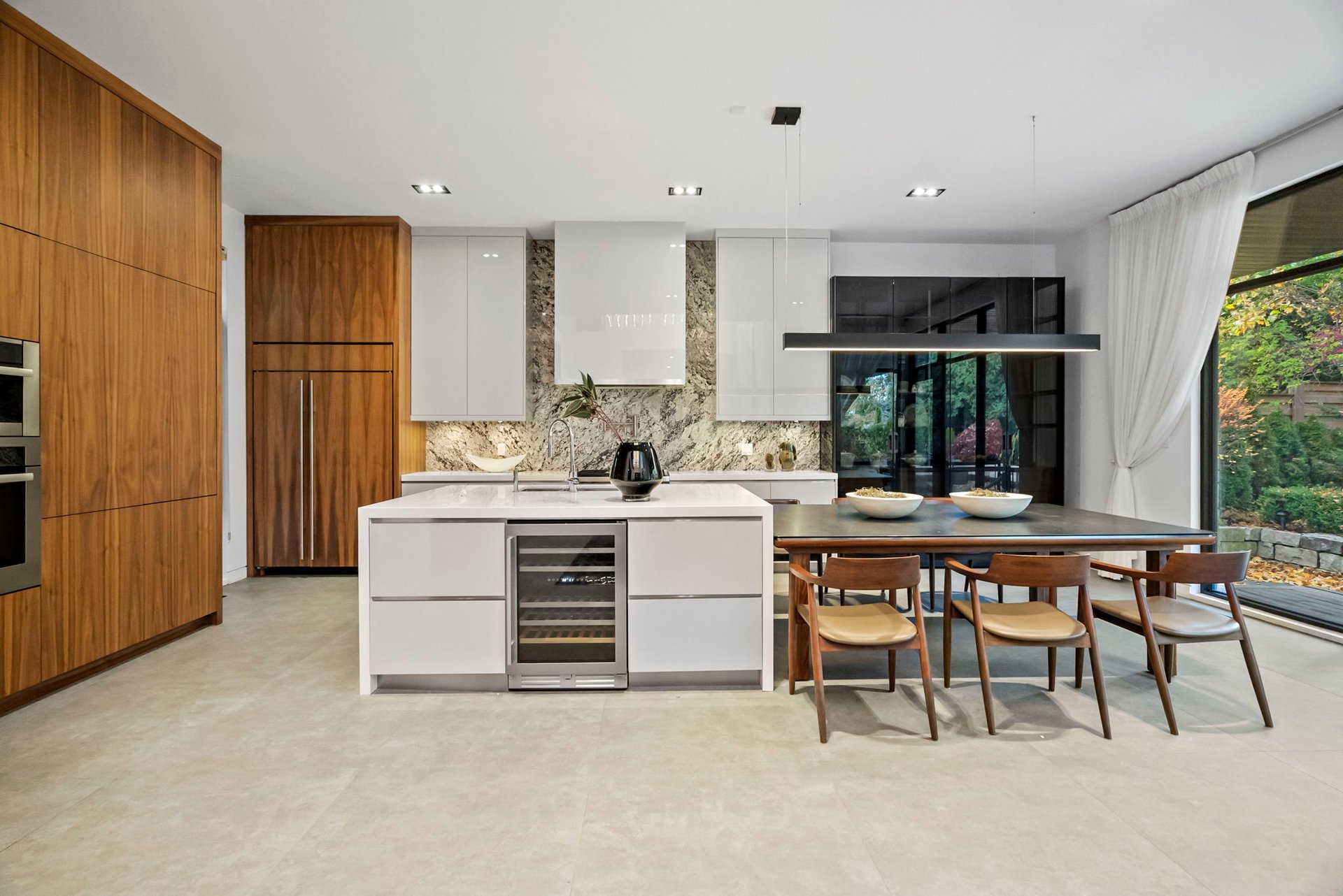 SOLD: Modern Architectural Profile