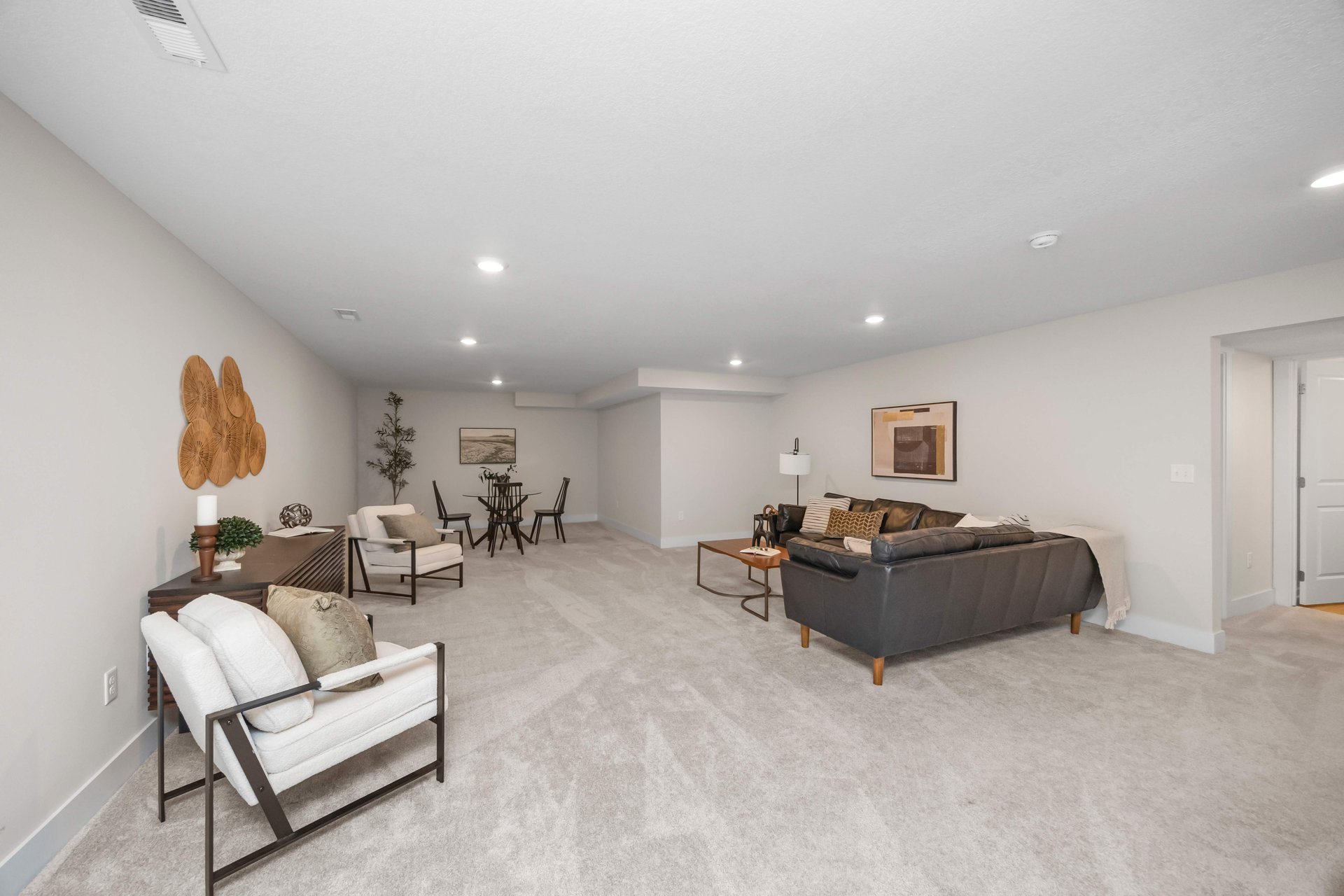 210 NW Georgetown Drive