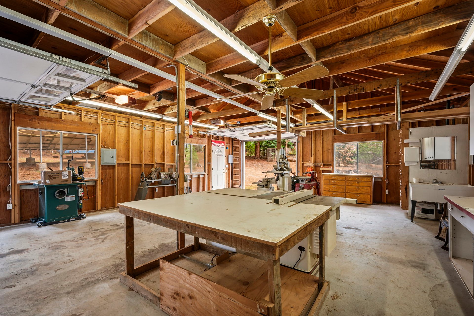 7481 Slug Gulch Rd