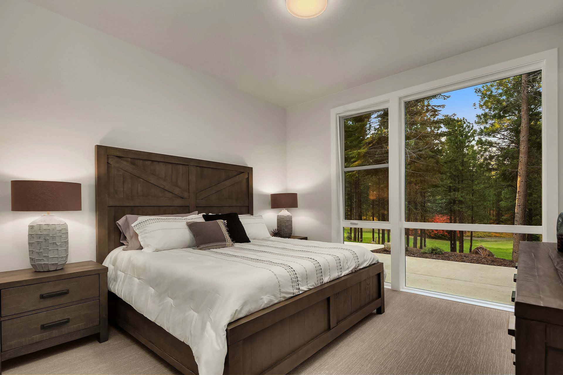 1130 Ruby King Loop