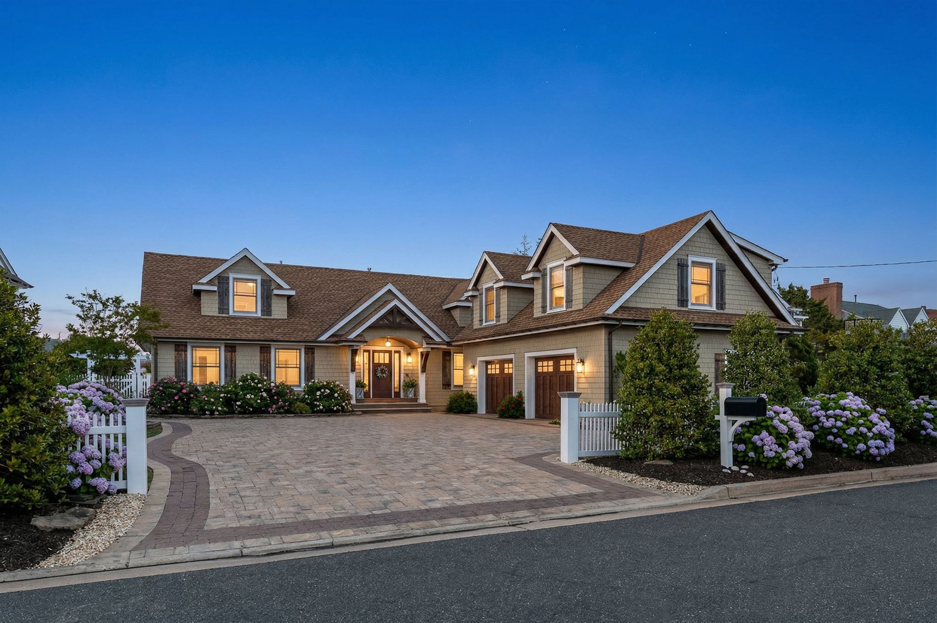 Exclusive Curtis Point Home with Pool