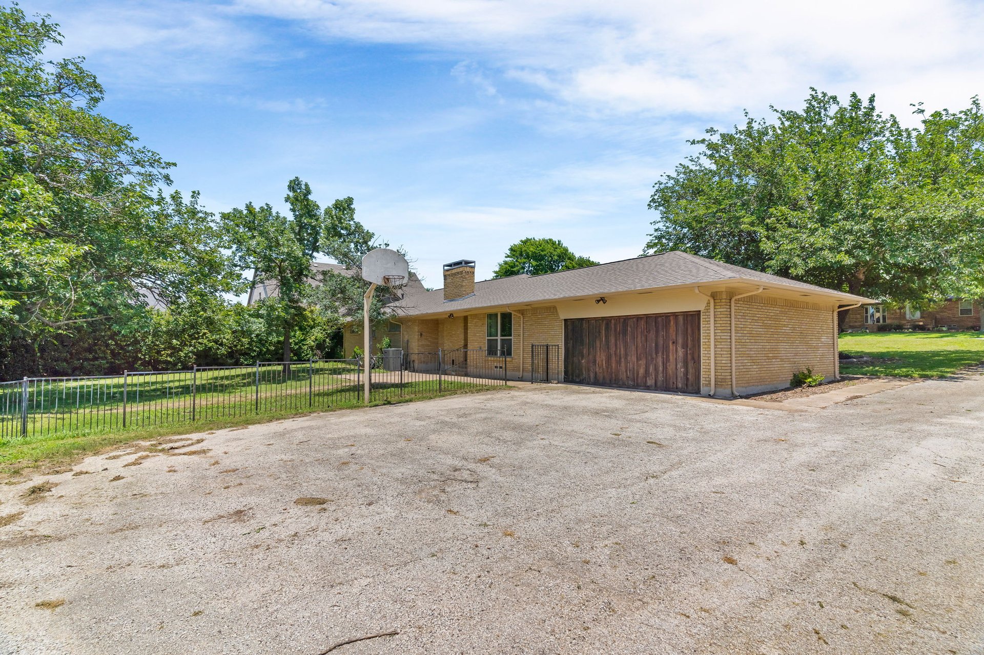 206 S Field Street (3% BAC)