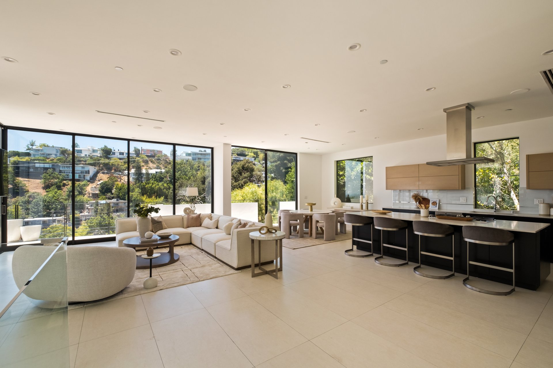 1516 Forest Knoll Dr, Sunset Strip