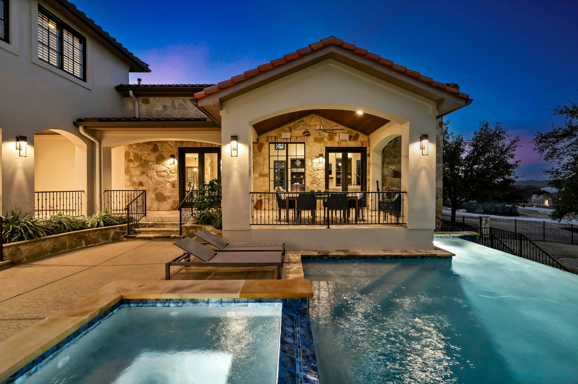 10213 Amwell Cove