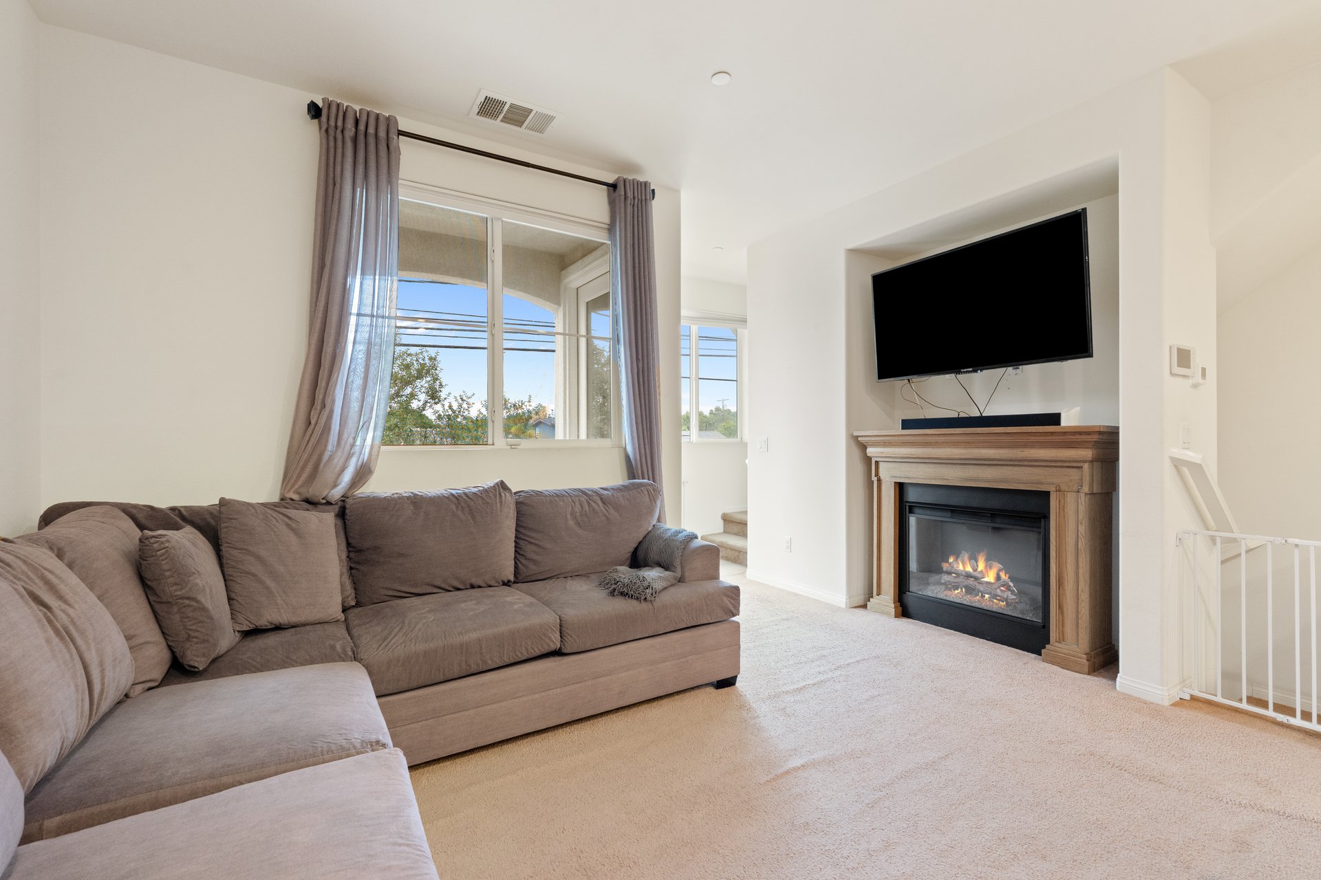 14838 Nordhoff St
