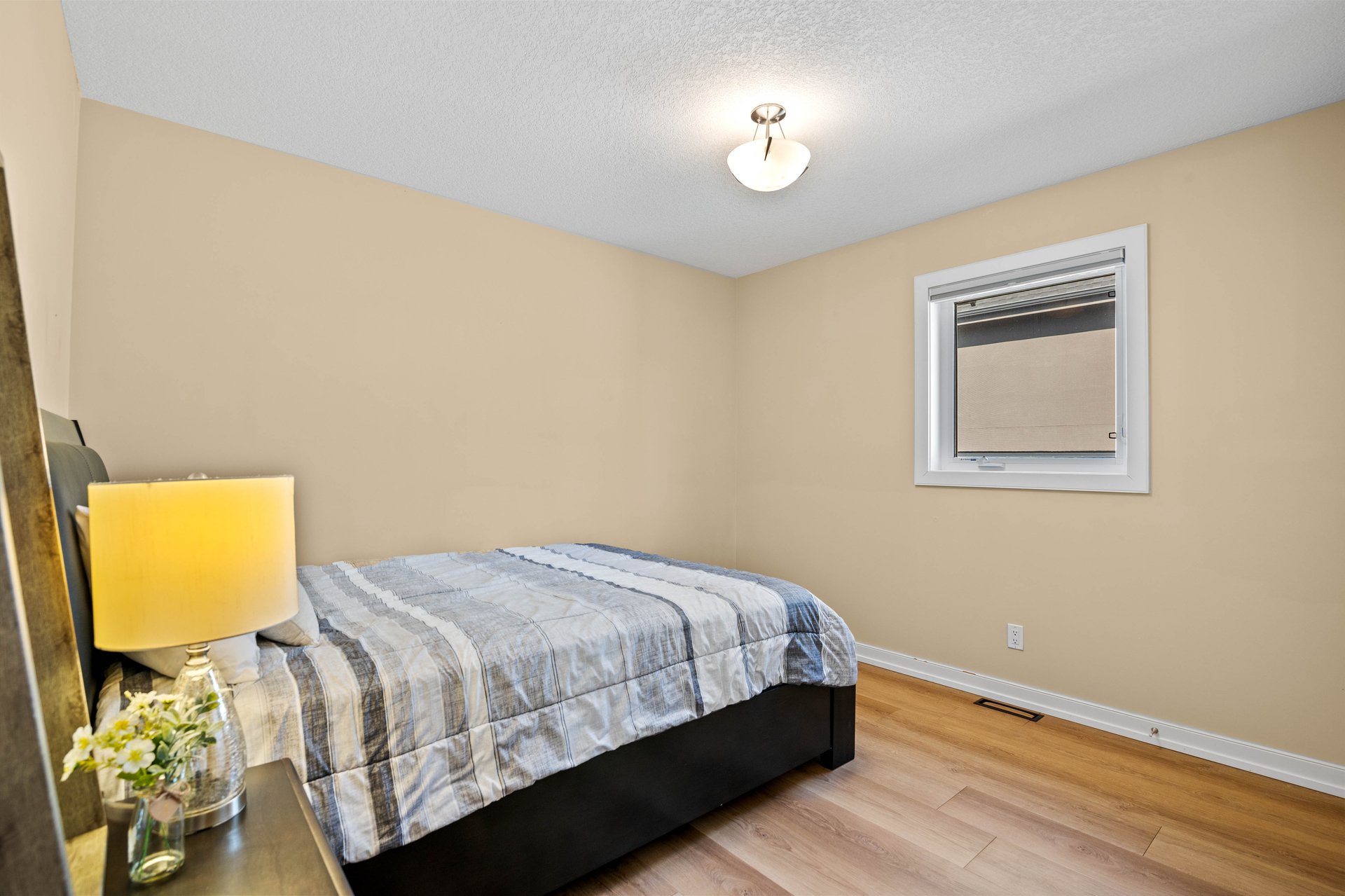 123 Wentworth Court SW