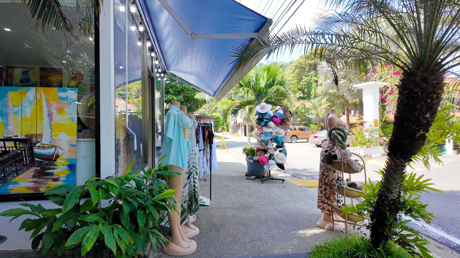 22 Unit Tropical Boutique Hotel steps from Manuel Antonio Park & Beach