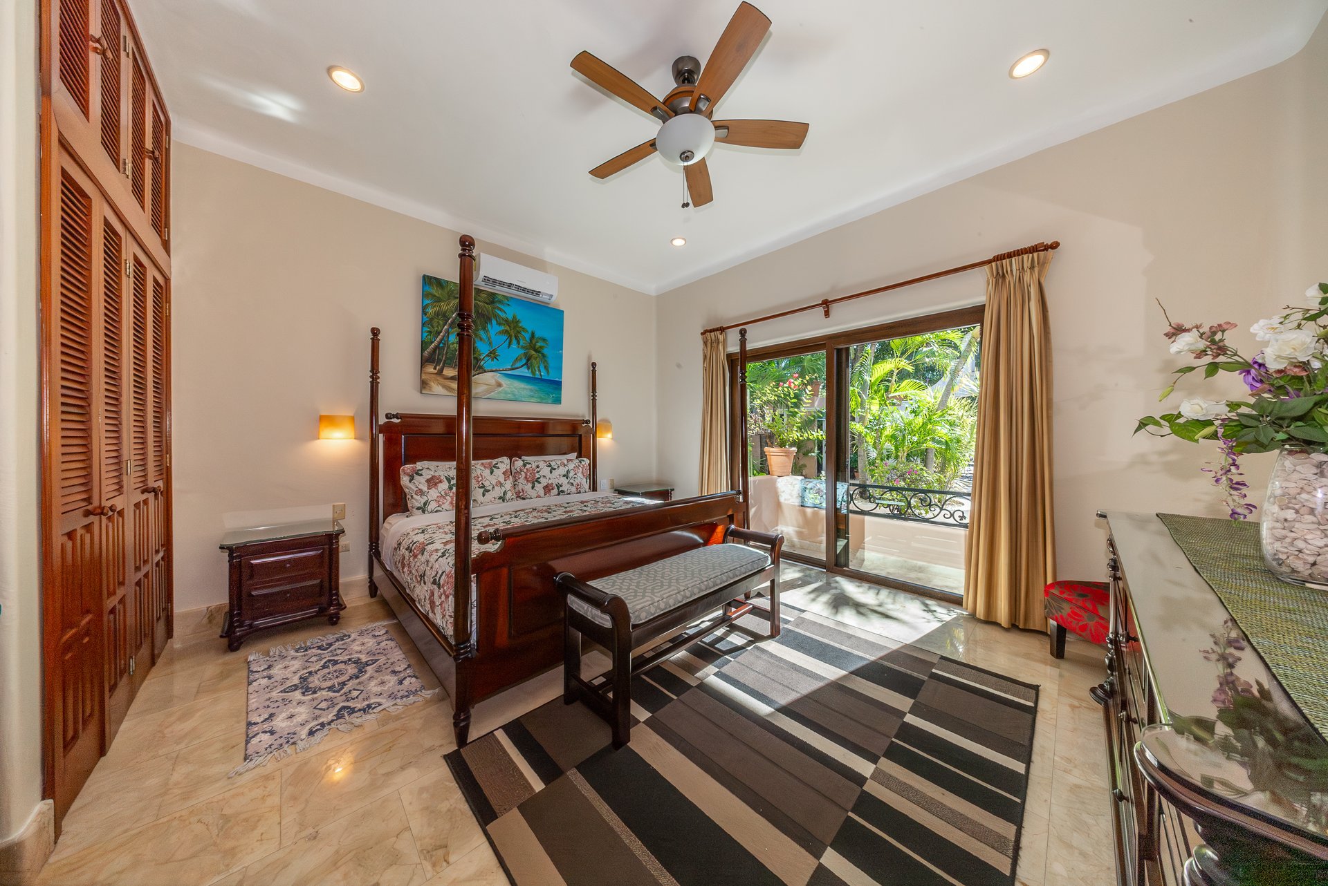 Villa Orquídea Puerto Aventuras | Golf-Front Luxury Estate