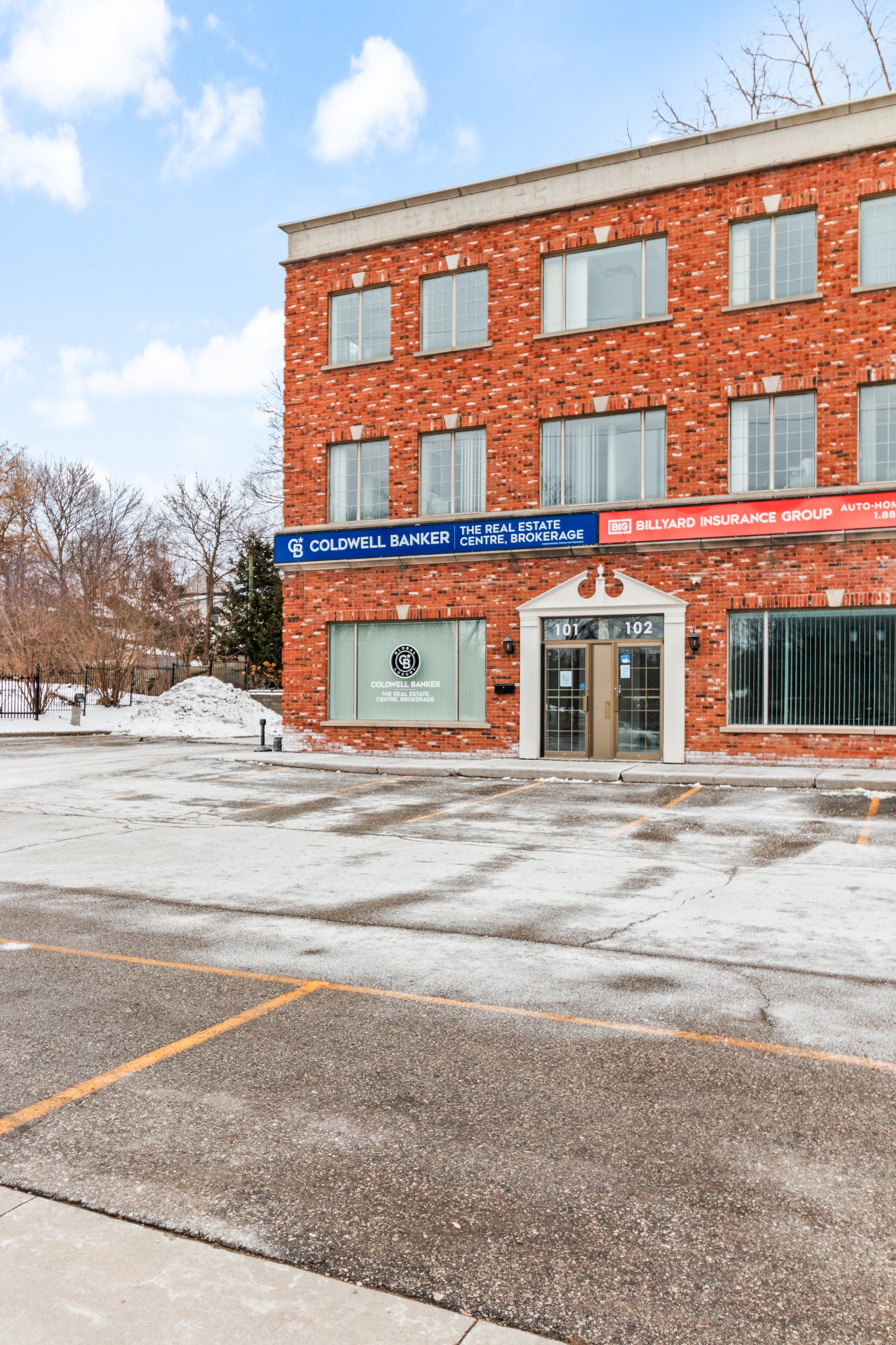390 Davis Dr LL1