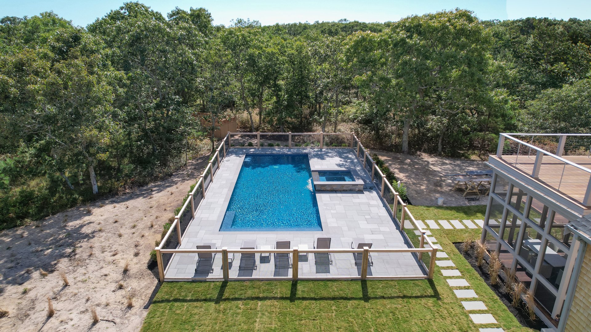 5 Briggs Rd