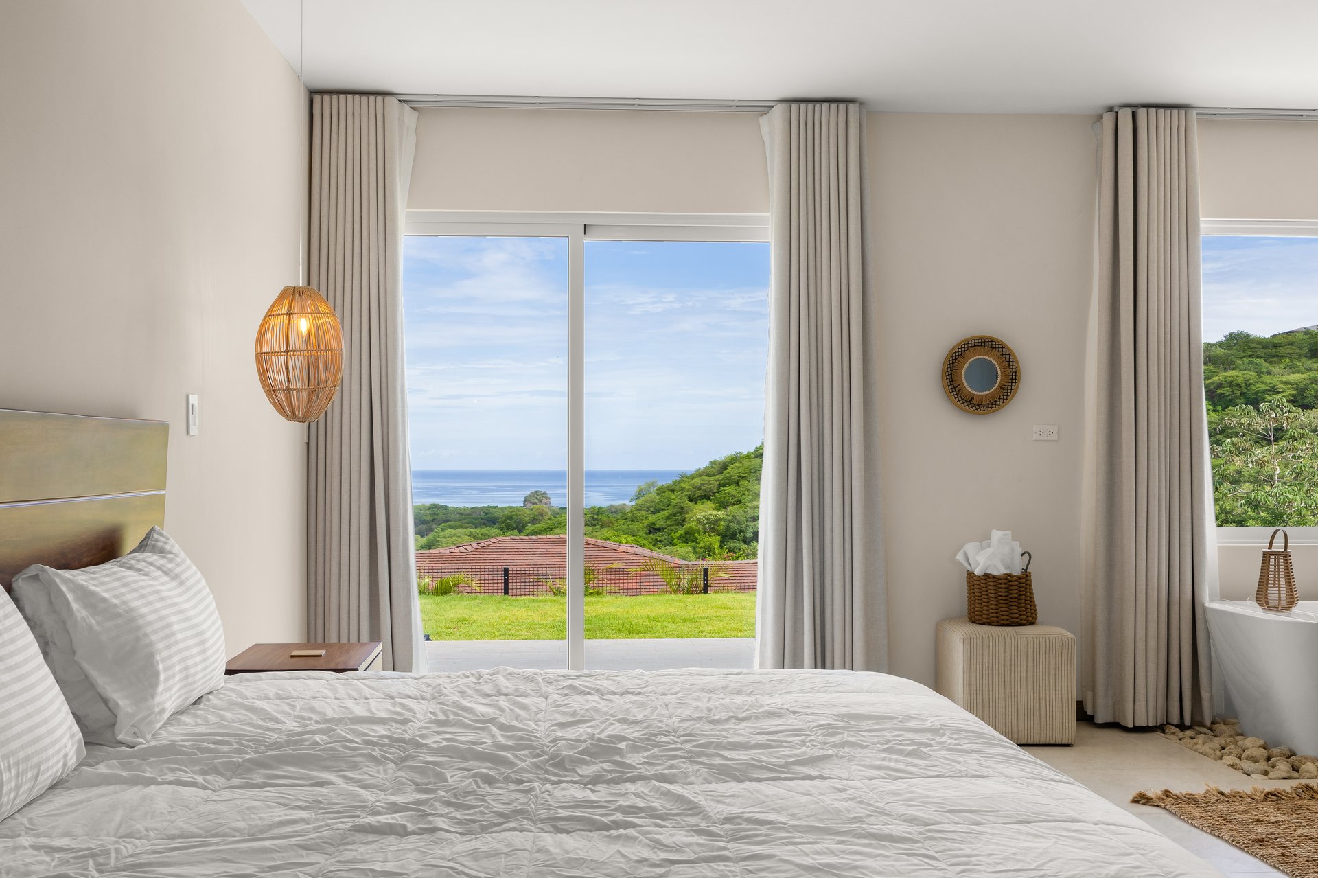 Dos Ríos 29 | Brand-New Ocean & Mountain View Home