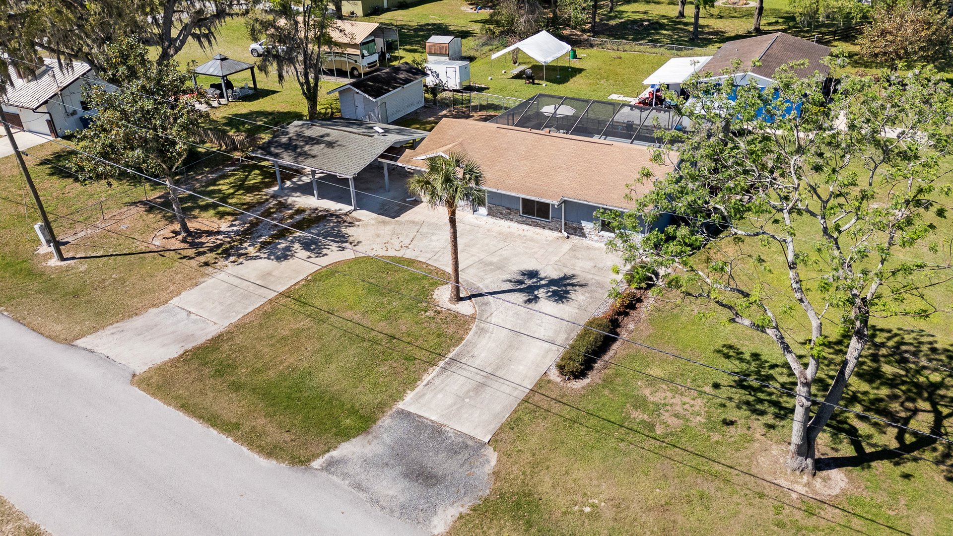 3399 RIVERDALE DR
