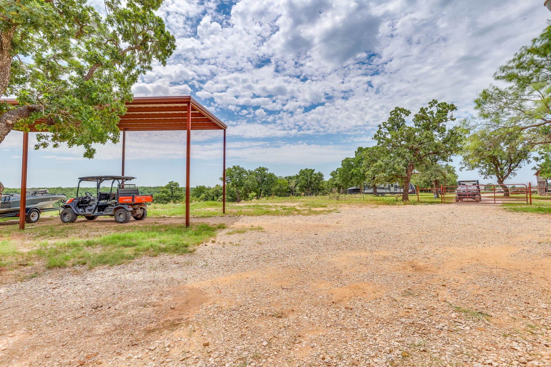 Saddle Ridge Ranch