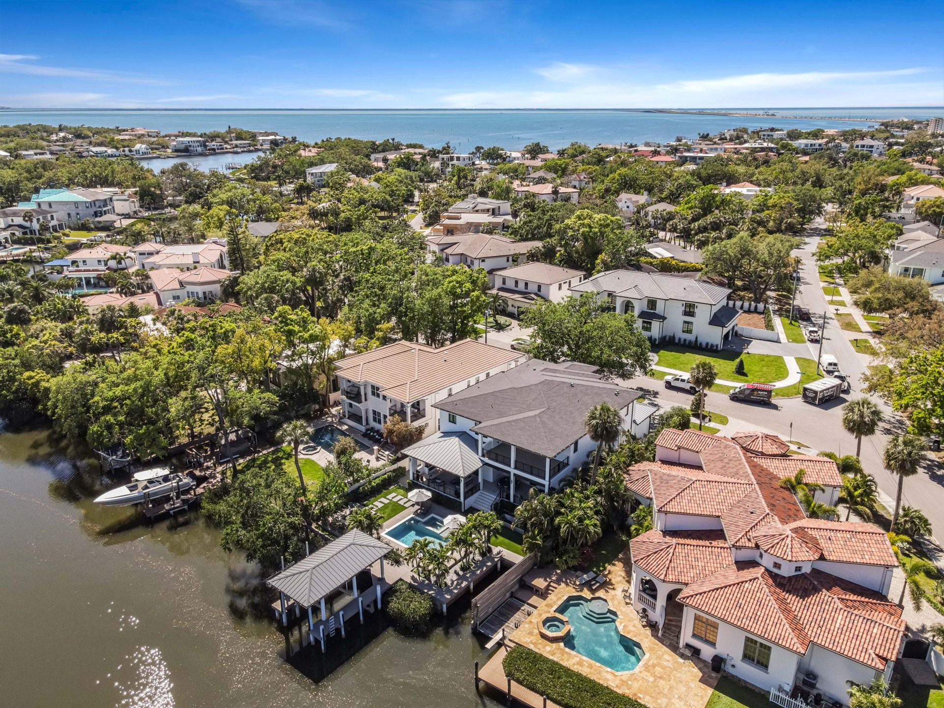 Waterfront Luxury in Beach Park