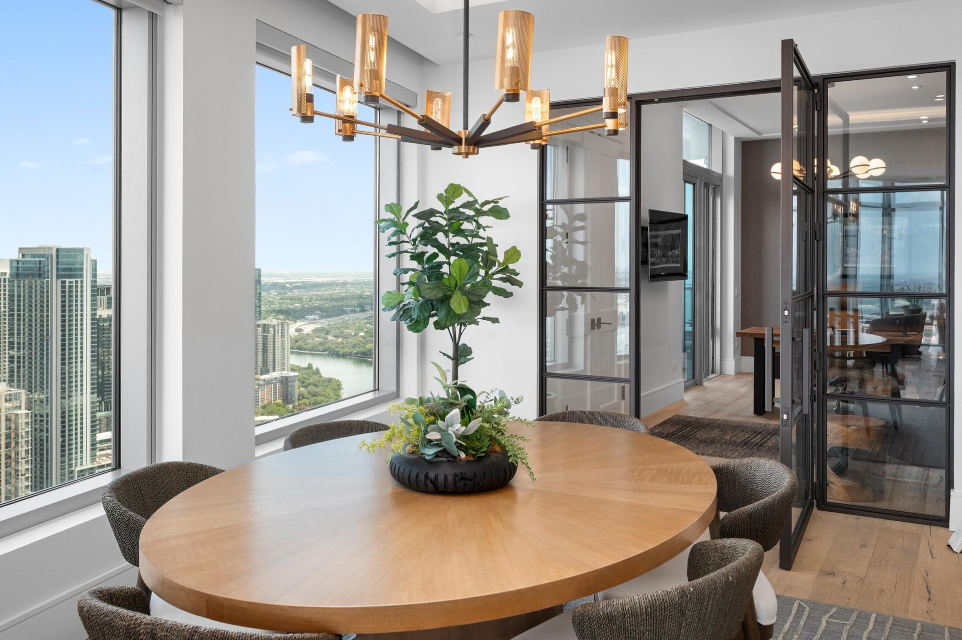 200 Congress Ave #48Y