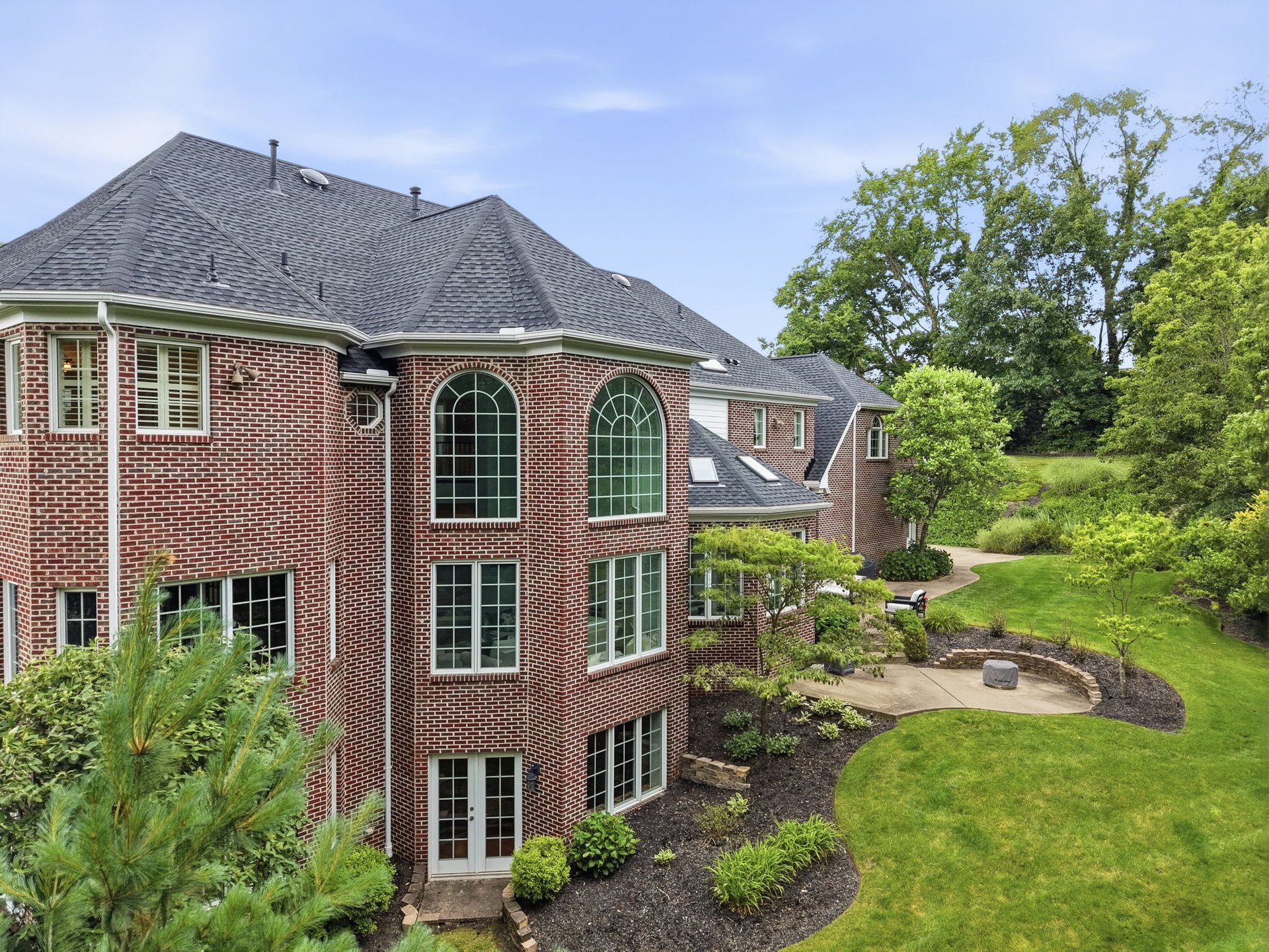 7000 Pinehurst Drive