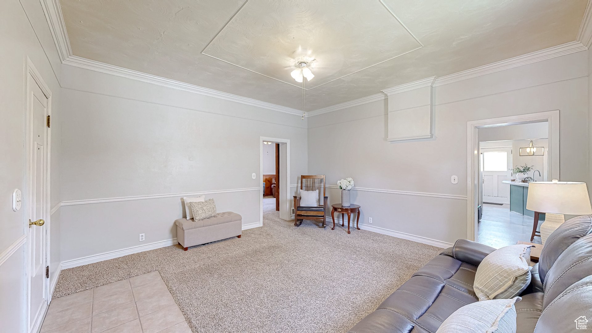 161 W Center St