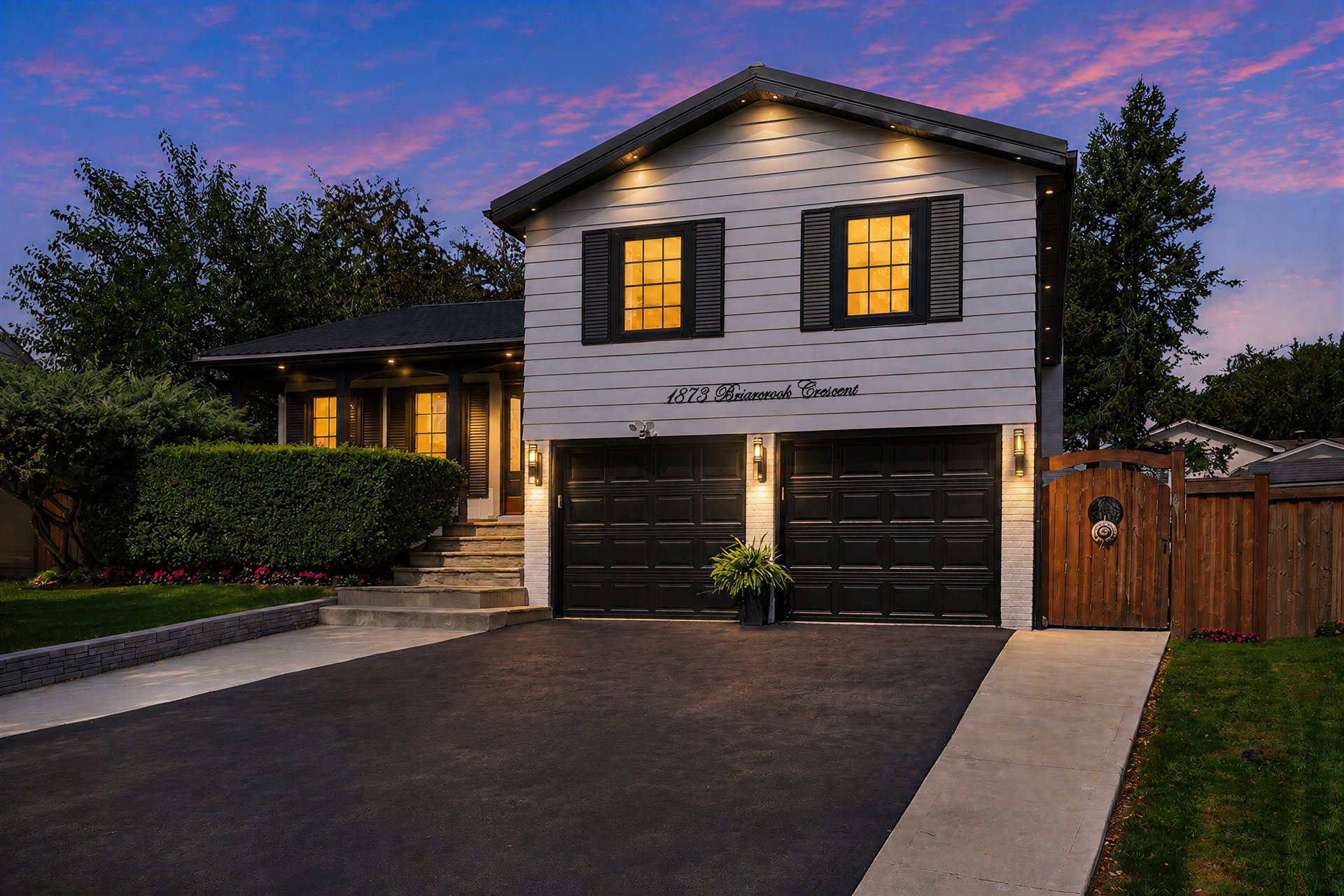 1873 Briarcrook Cres