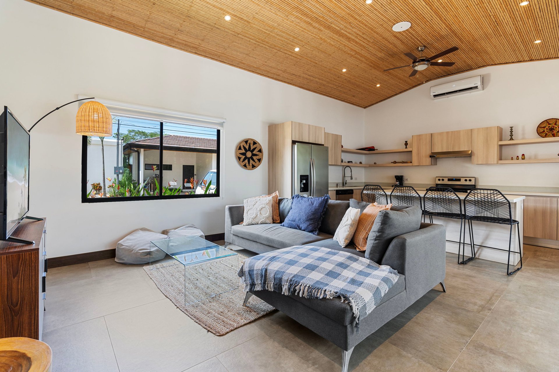 Calle Uno 28 | 3-Bed Modern Tropical Home Minutes from Tamarindo