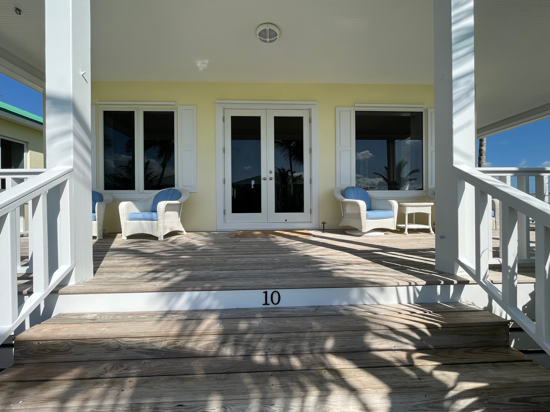 #10 The Cottages