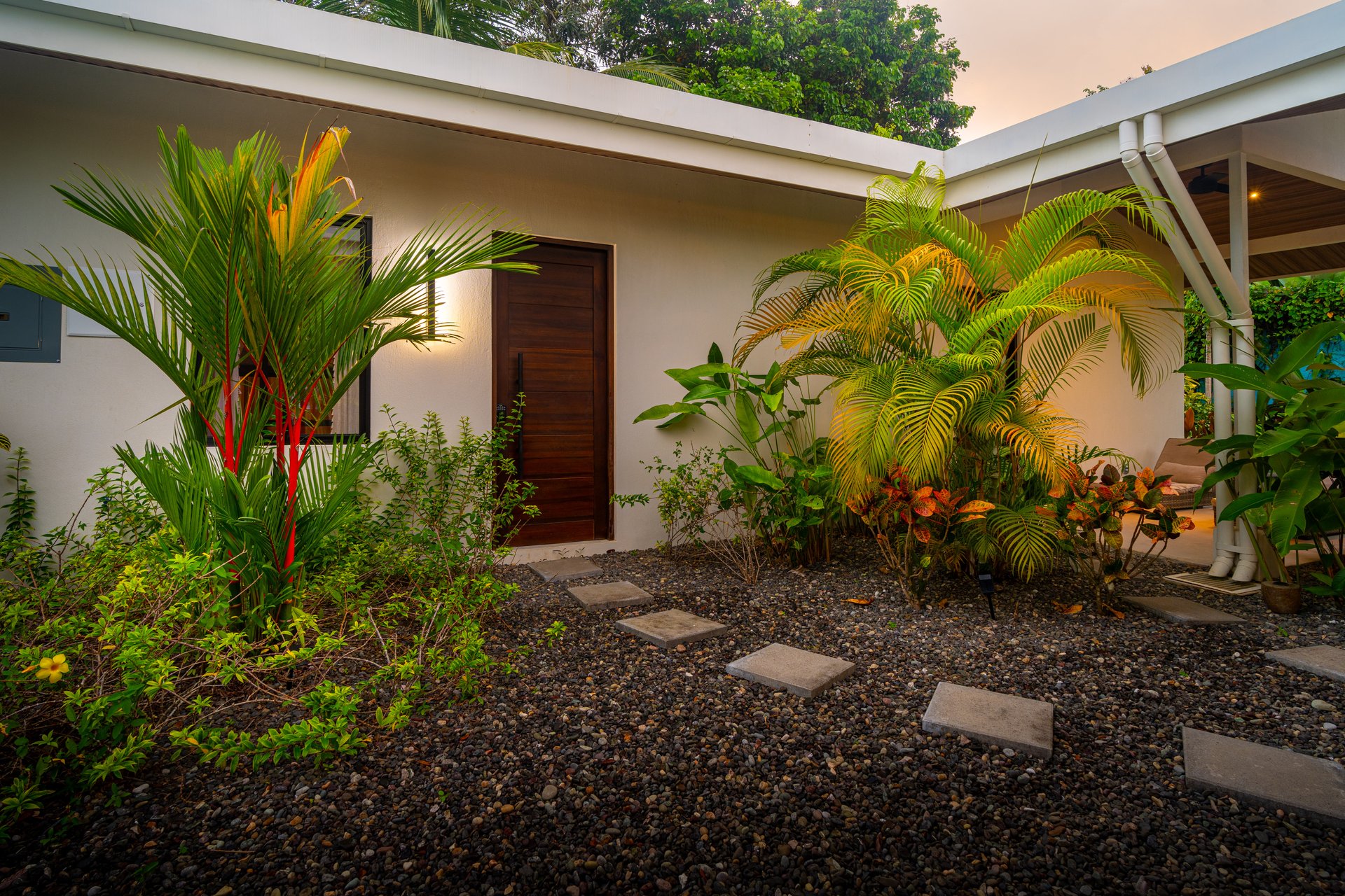 Income Ready Boutique Investment near Whale's Tail Beach