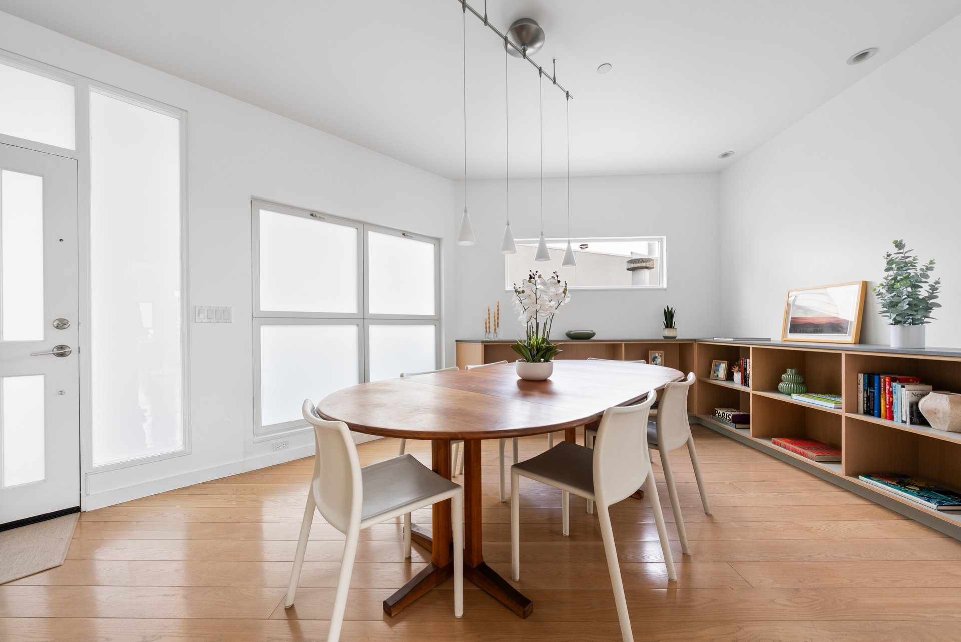 2913 3rd St Unit: 304, Santa Monica 