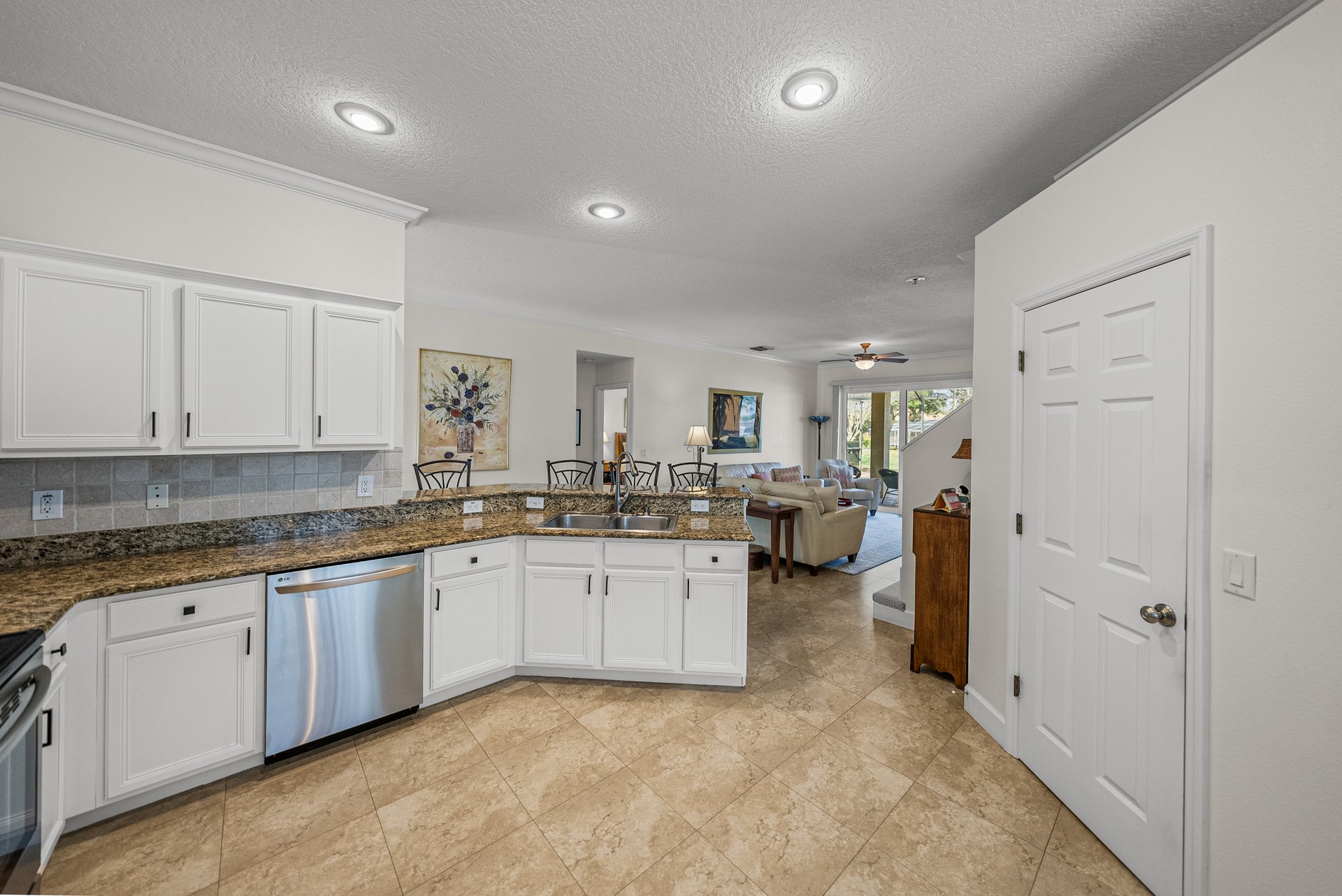 13247 PALMILLA CIR