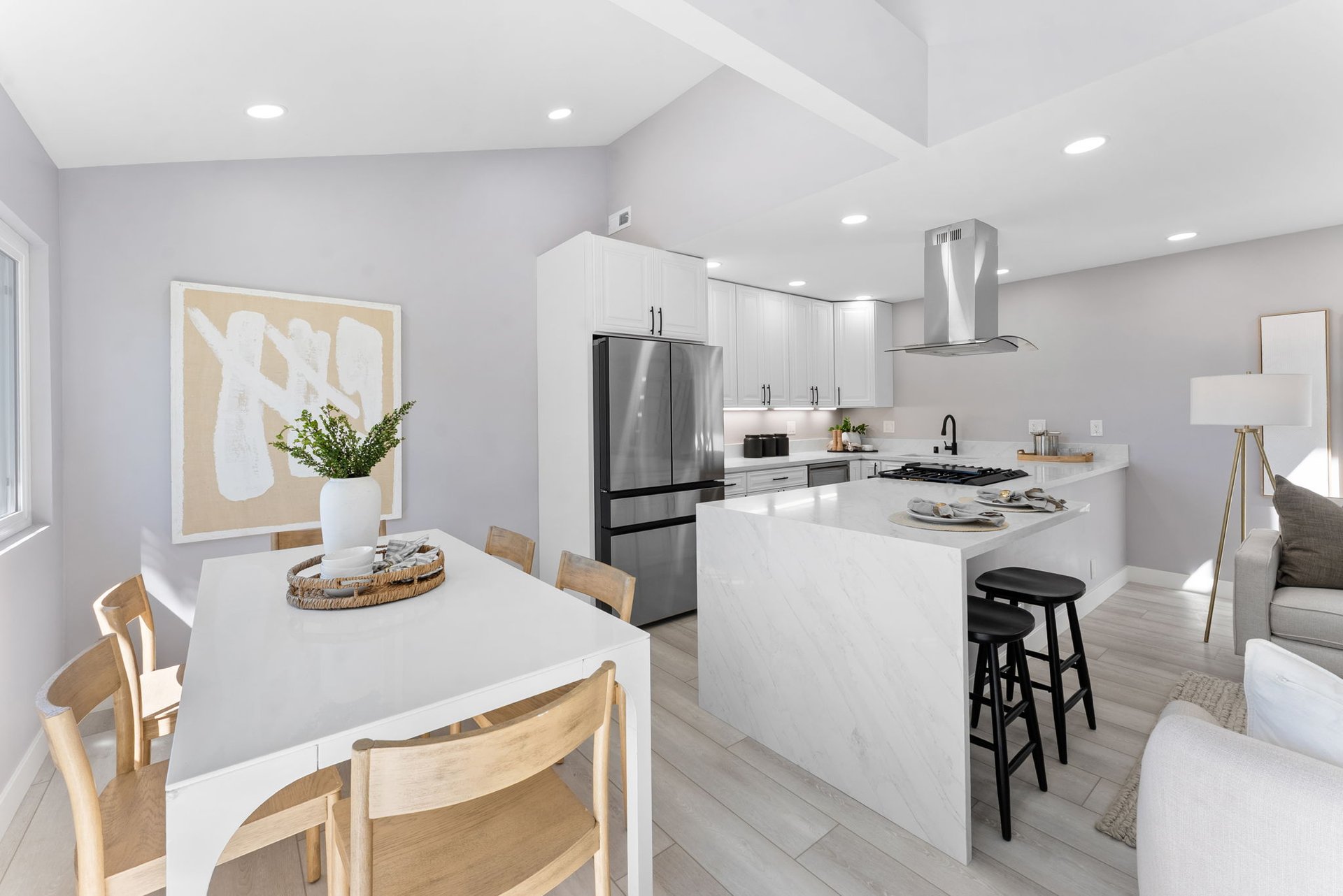 1413 La Salina St