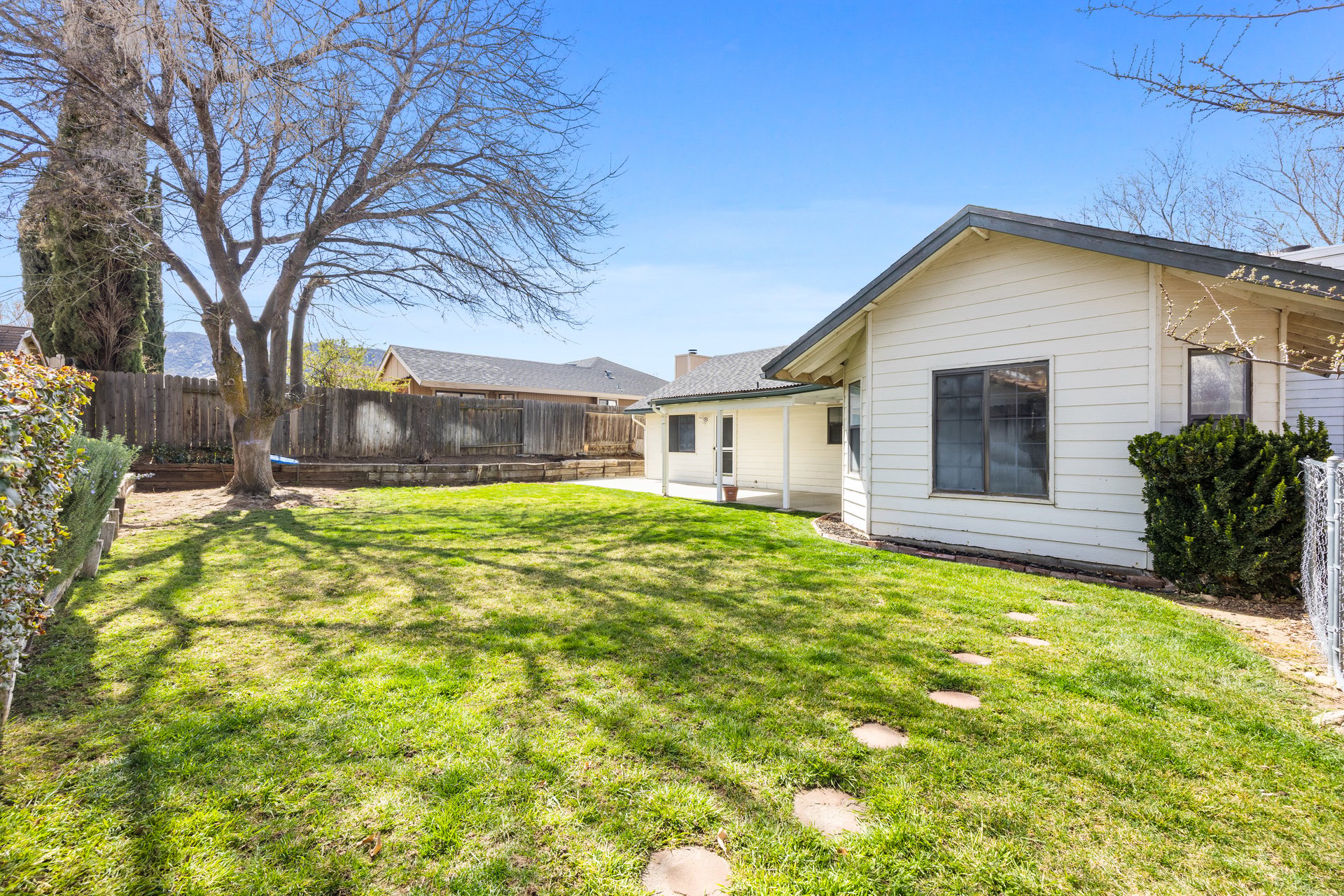 Charming Downtown Tehachapi Home – 1150 Magnolia Court