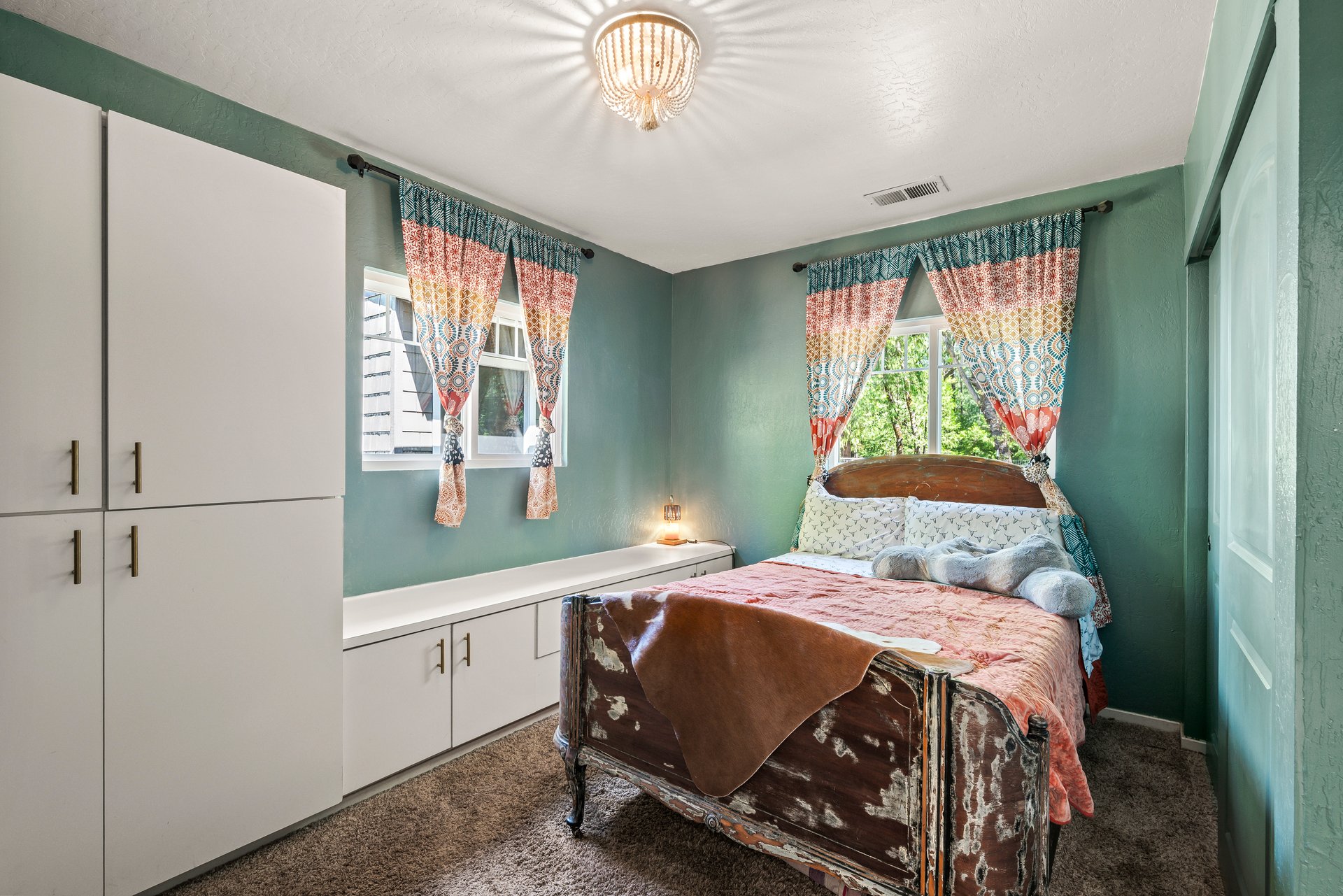 2405 No Walk Rd, Placerville