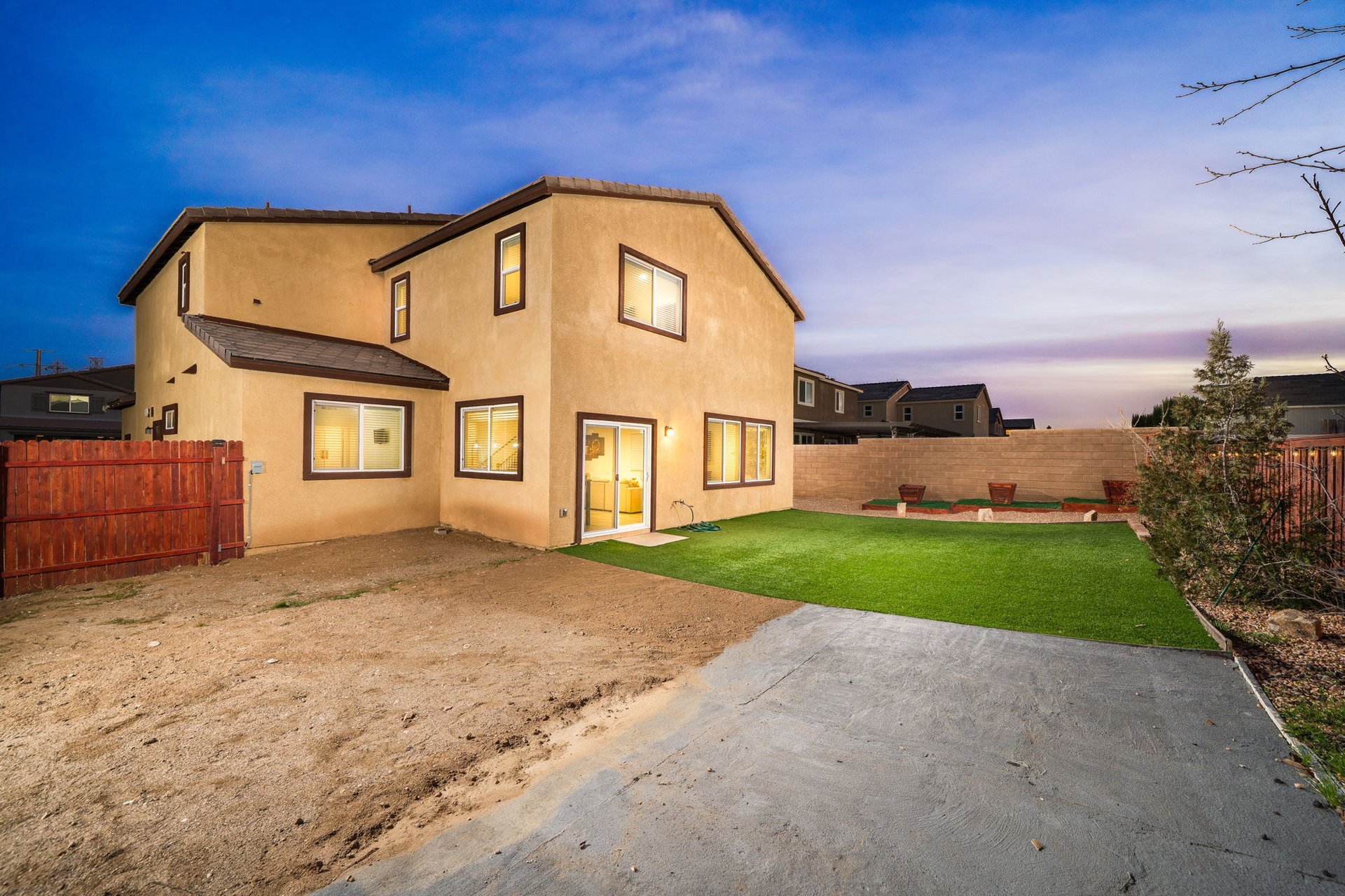 13946 Camino Cinco
