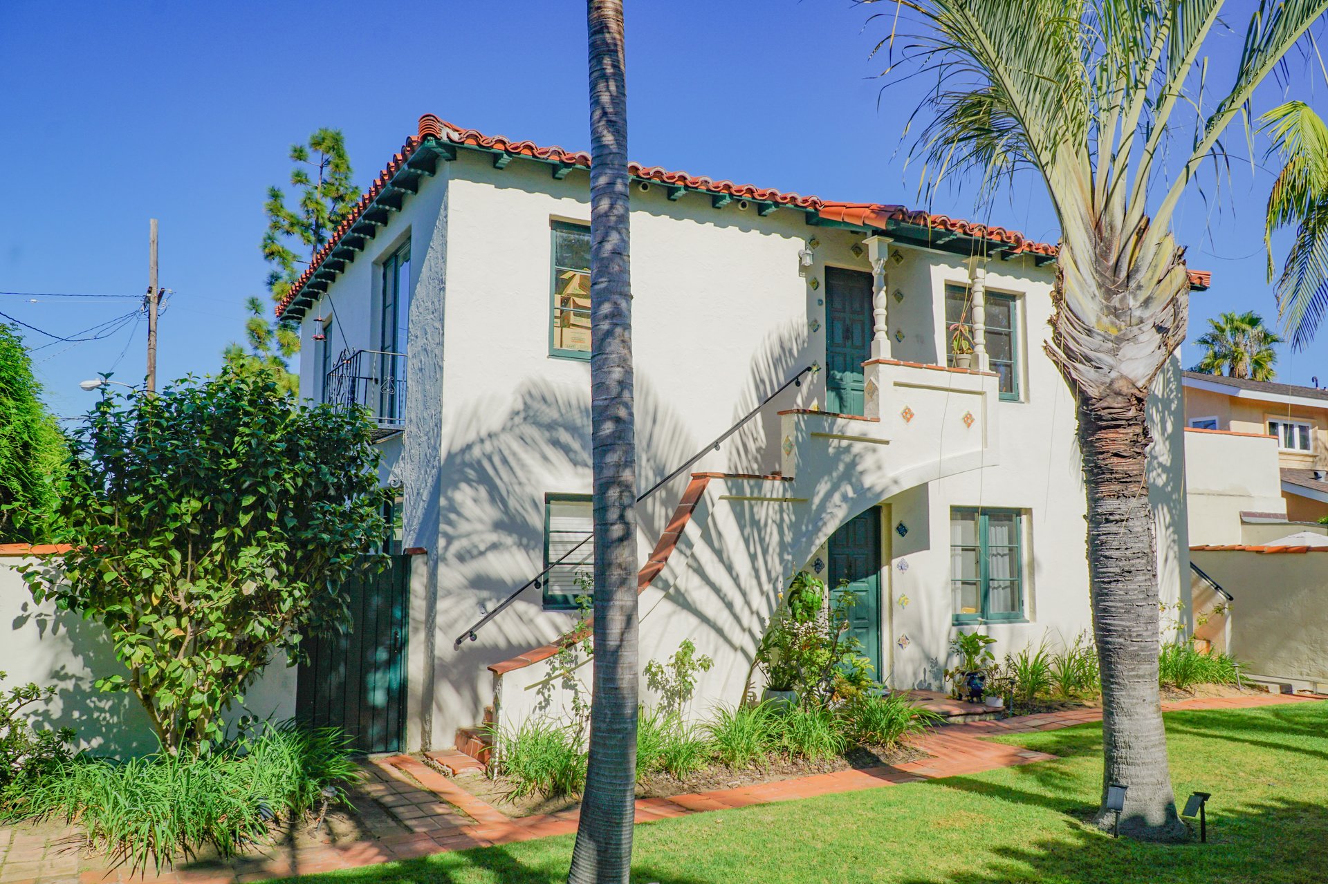 344-346 G Ave.