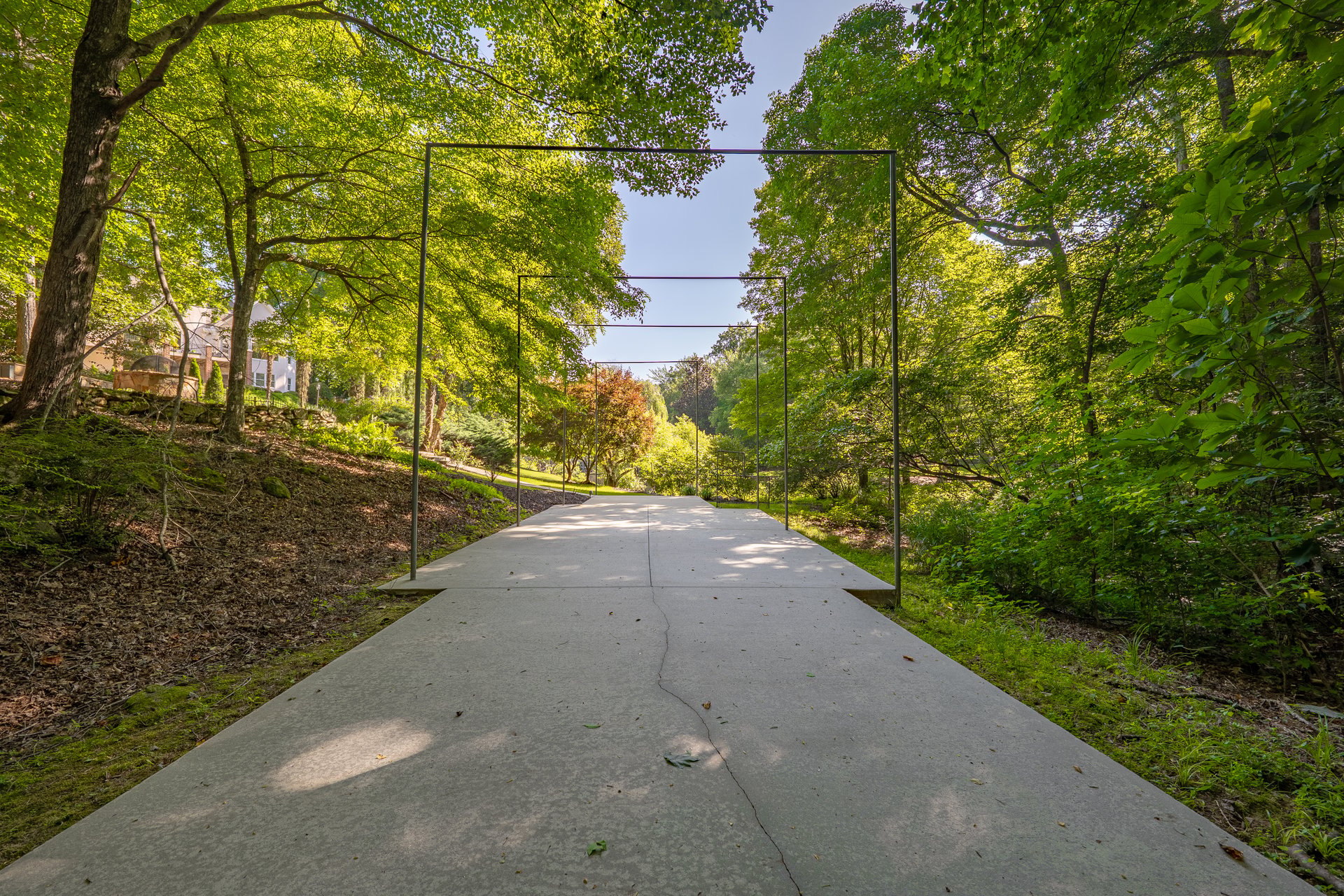 1055 Hedgerose Lane