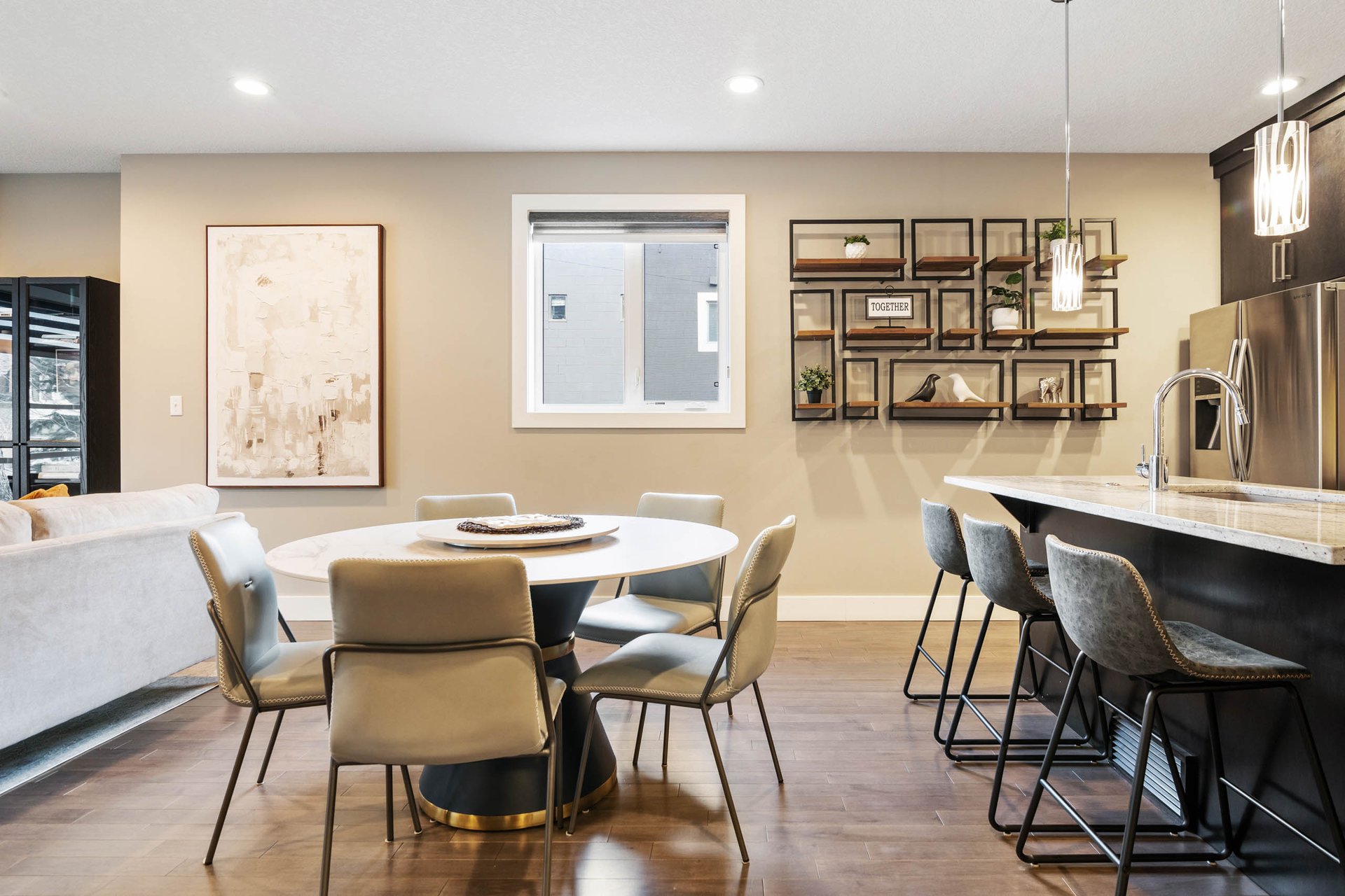 2816 34 Street SW Unit: 1
