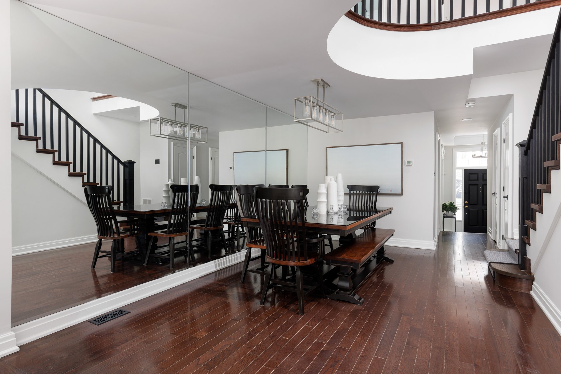 Casa Loma Townhouse
