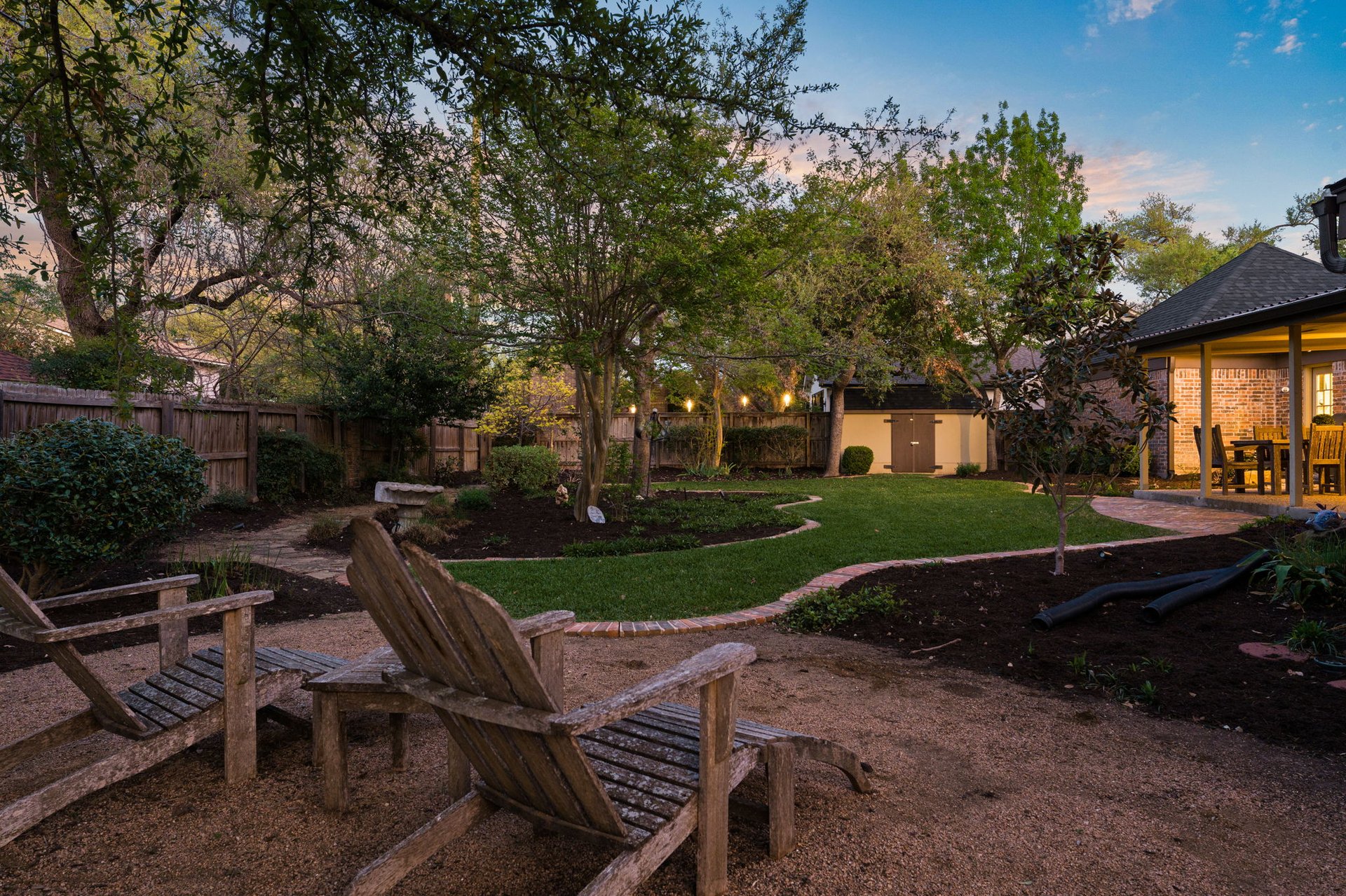 4216 Tallowood DR