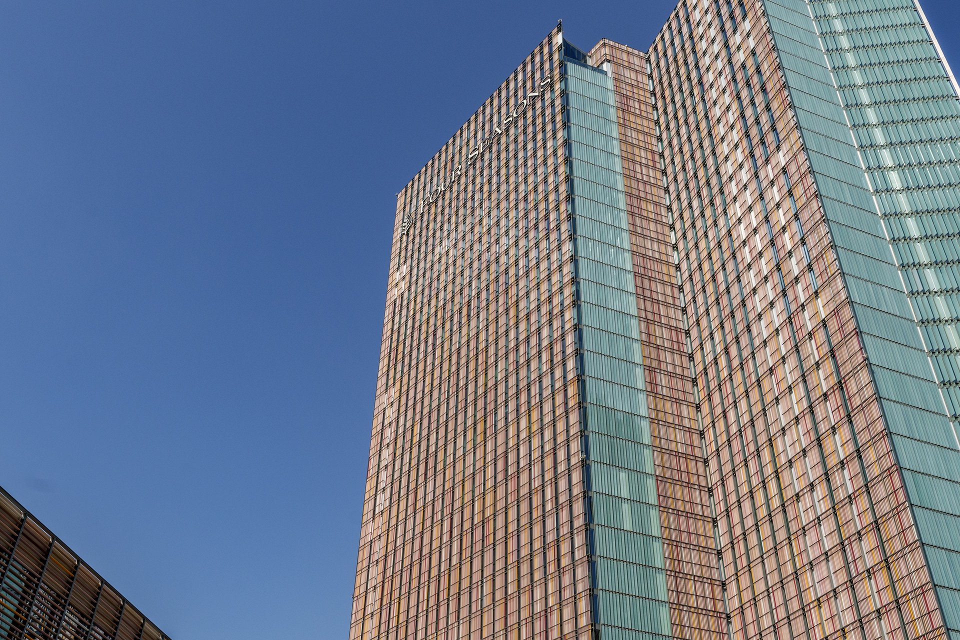 Four Seasons Private Residences Apartment 