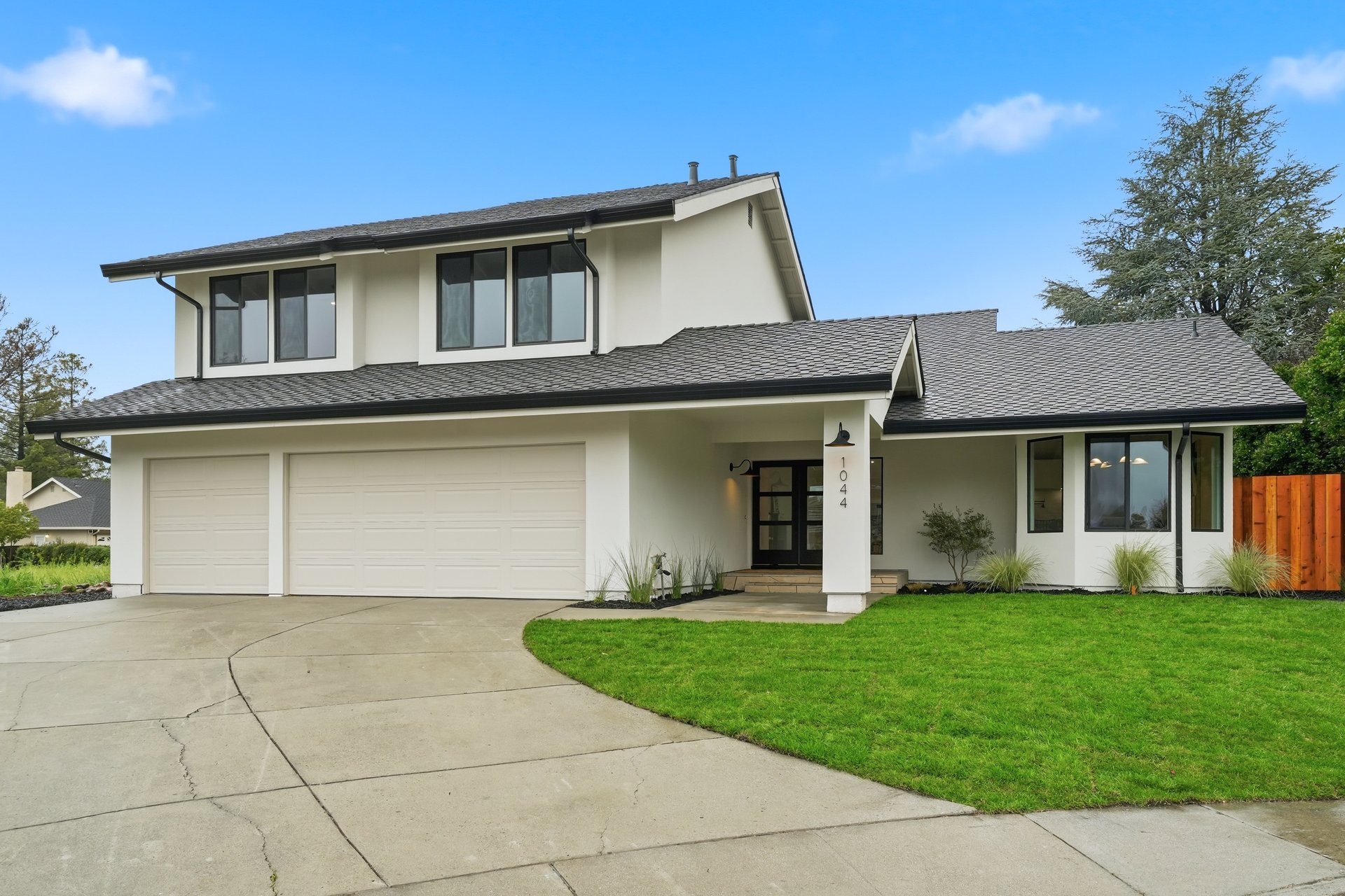 1044 Geronimo Ct