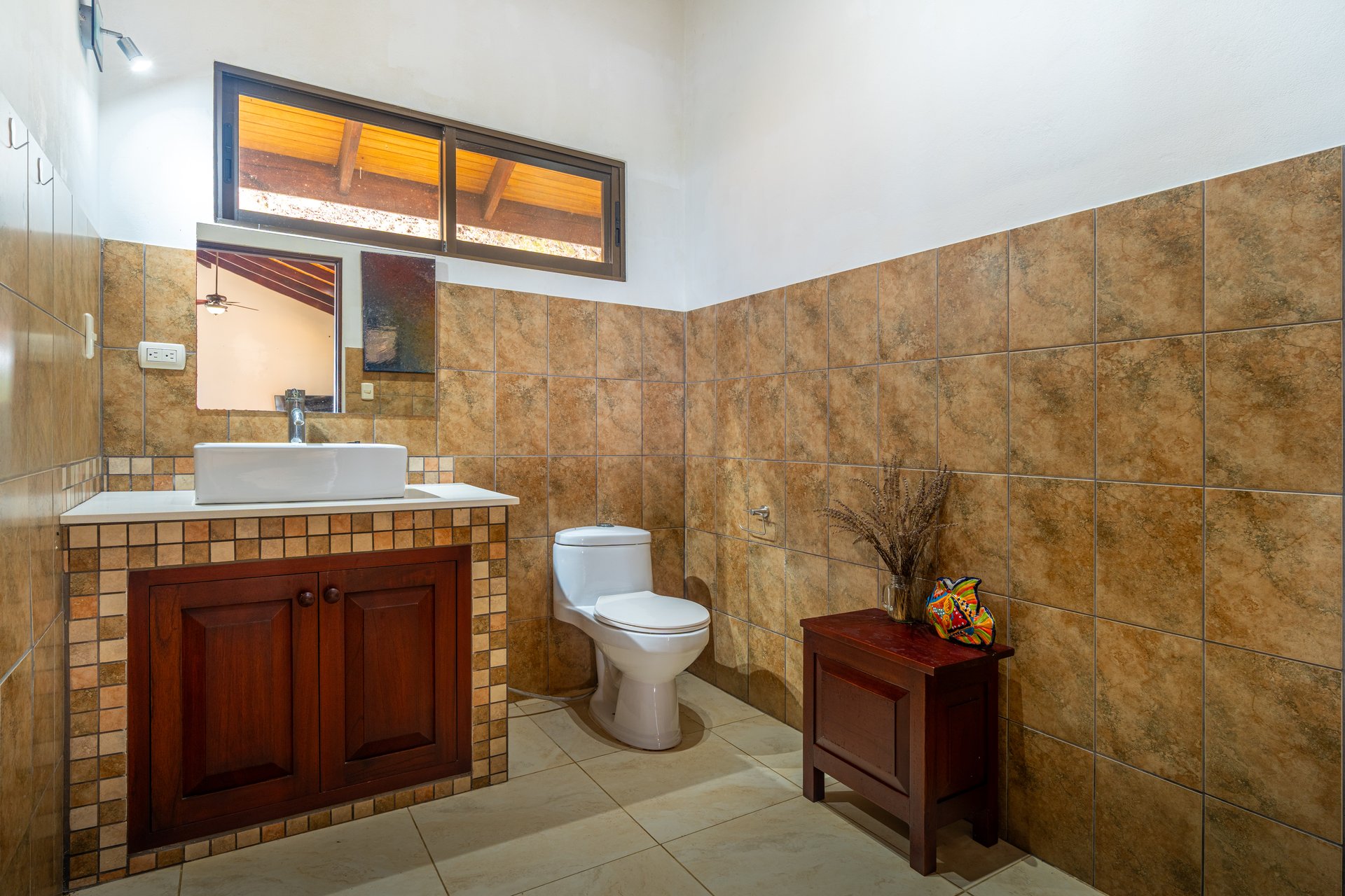 3 Bedroom home in Cinco Ventanas with Incredible Ocean View!