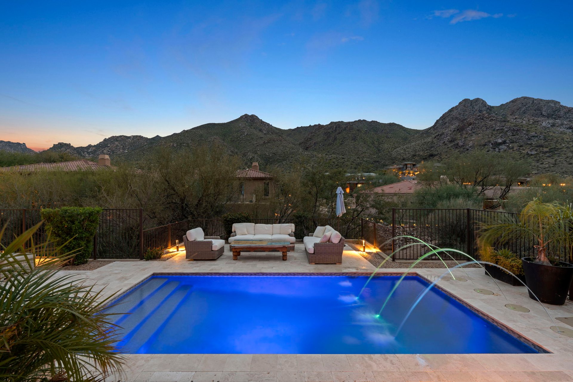 11923 E CASITAS DEL RIO Drive