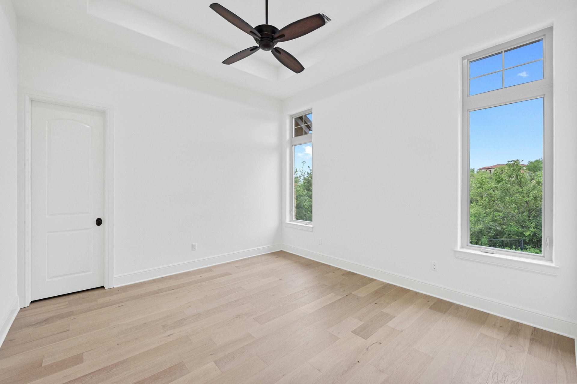 8024 Carlton Ridge