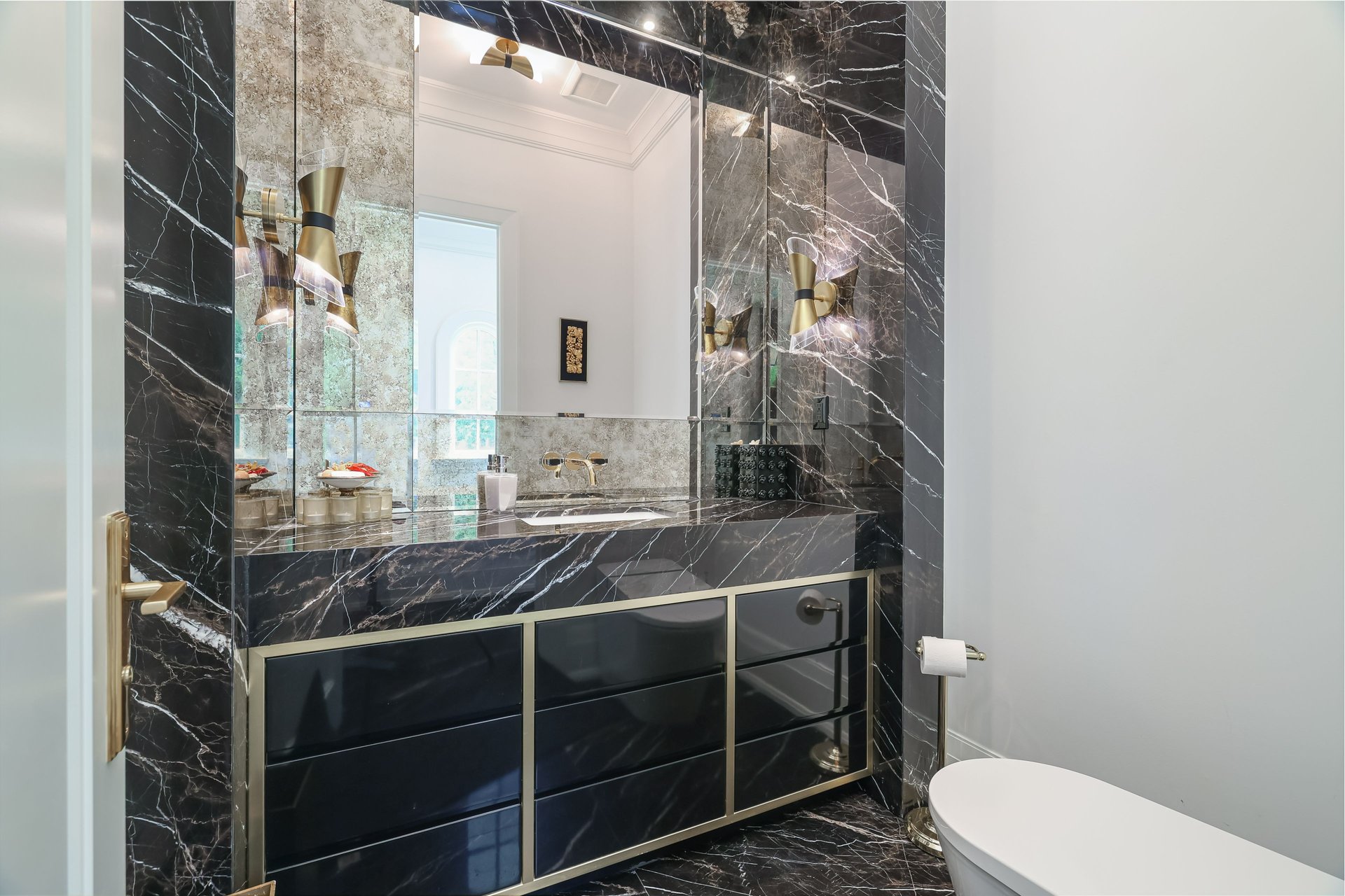 Exquisite Luxury Finishes