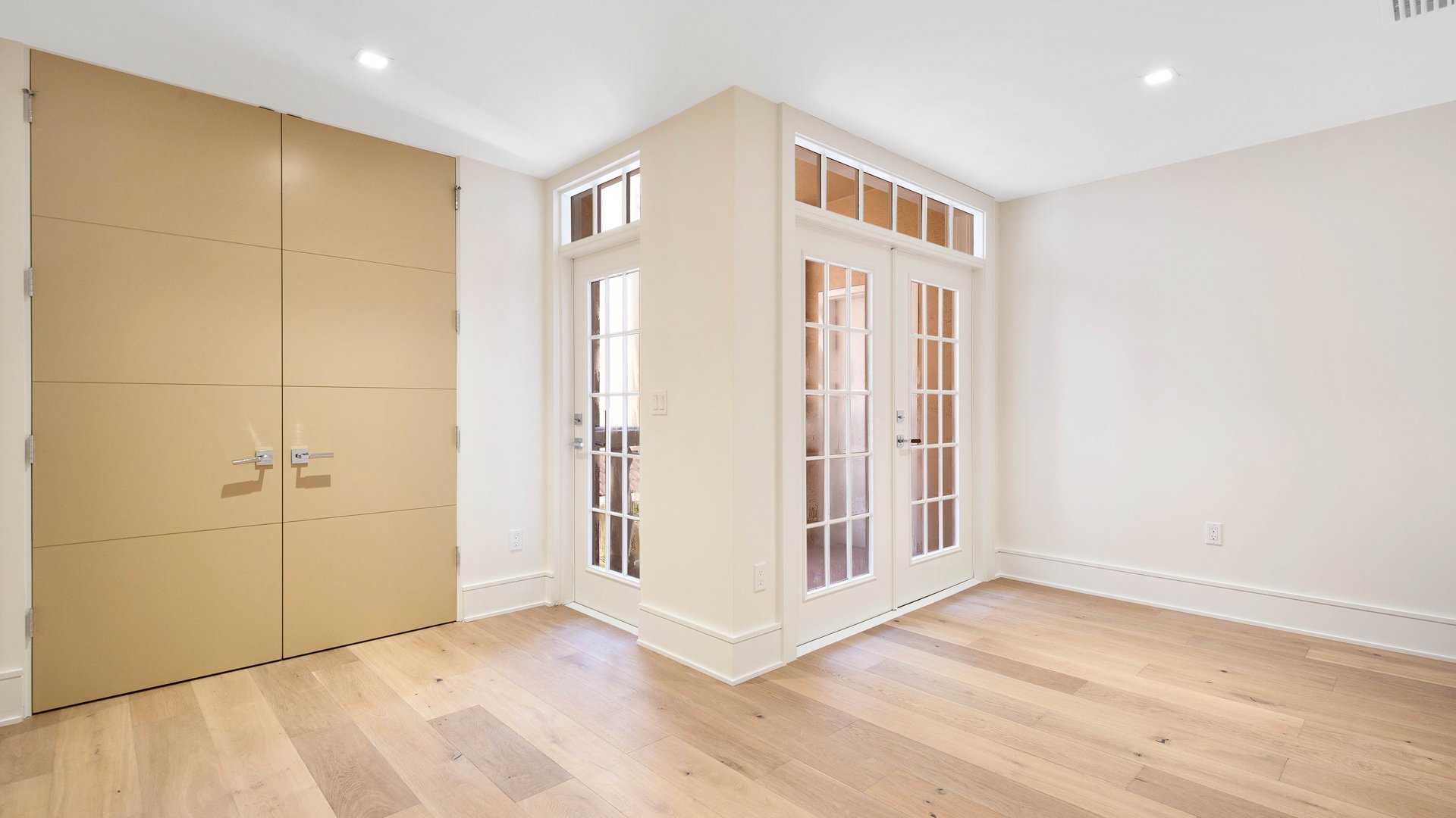 147 S Interlachen Ave Unit 301