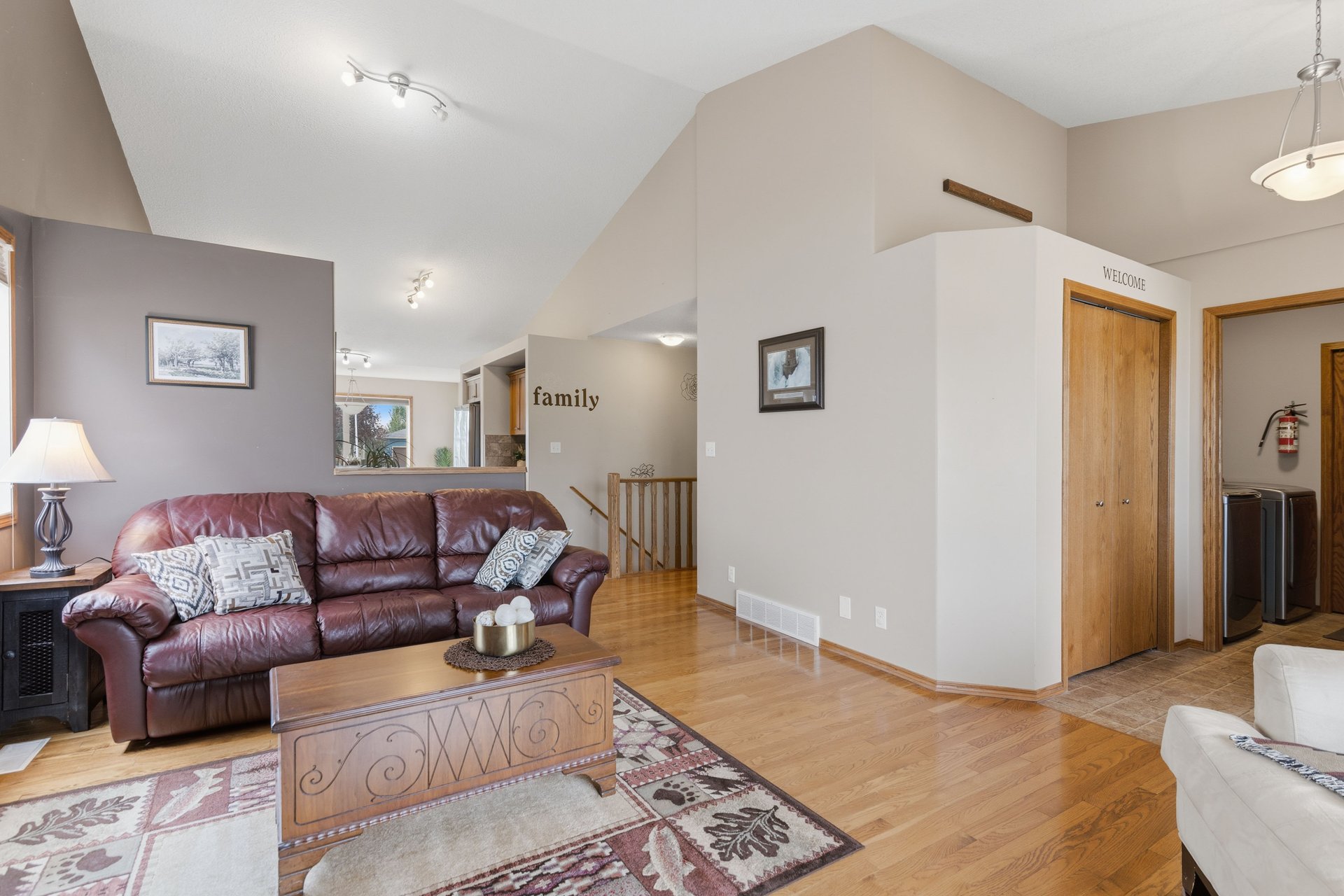 499 Highland Close