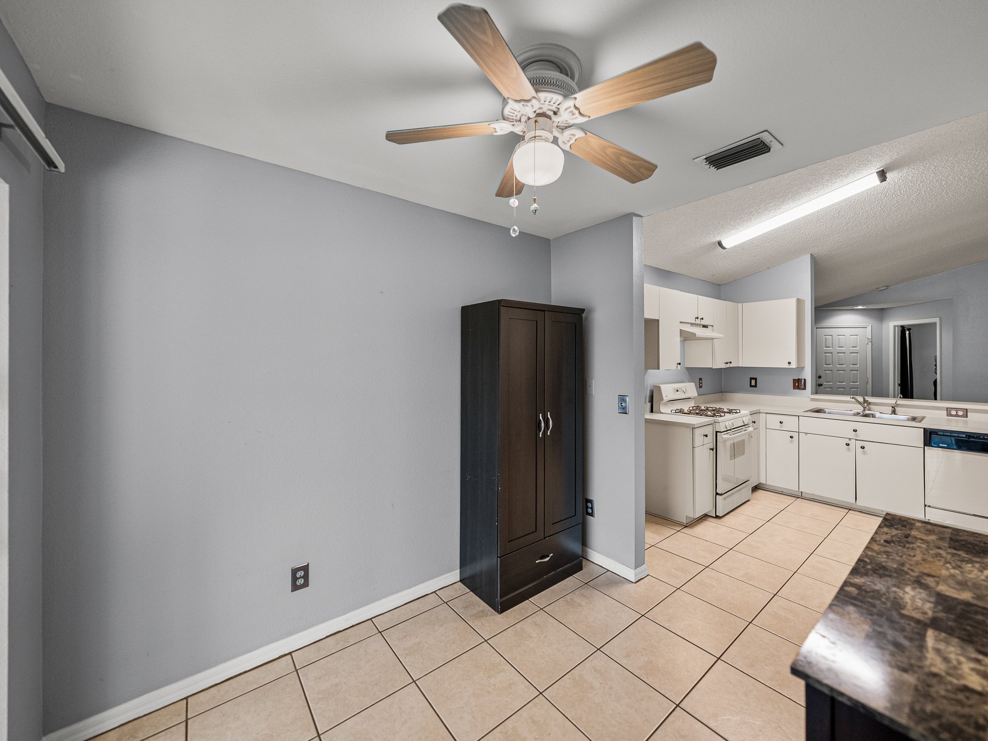 22829 SAINT THOMAS CIR