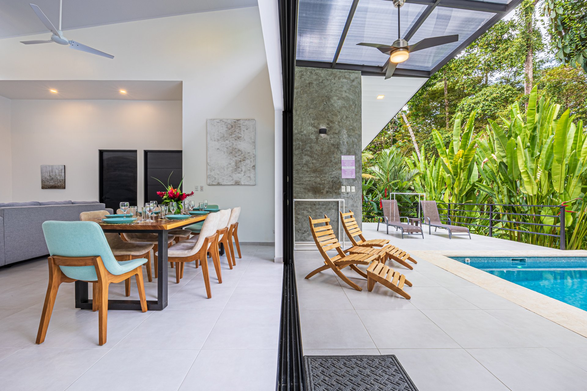 Casa Ballena Pearl with Extra building site!