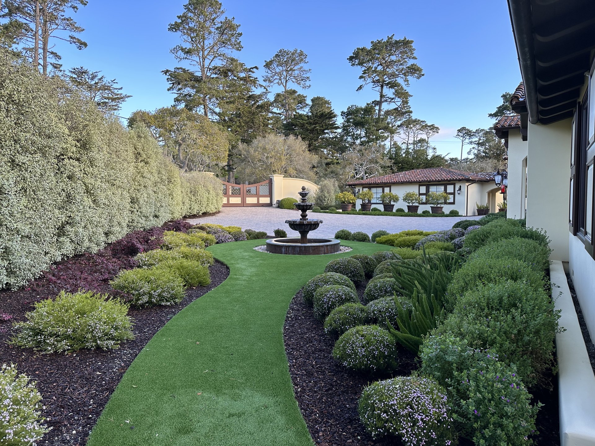 Hummingbird House - Premier Pebble Beach Estate